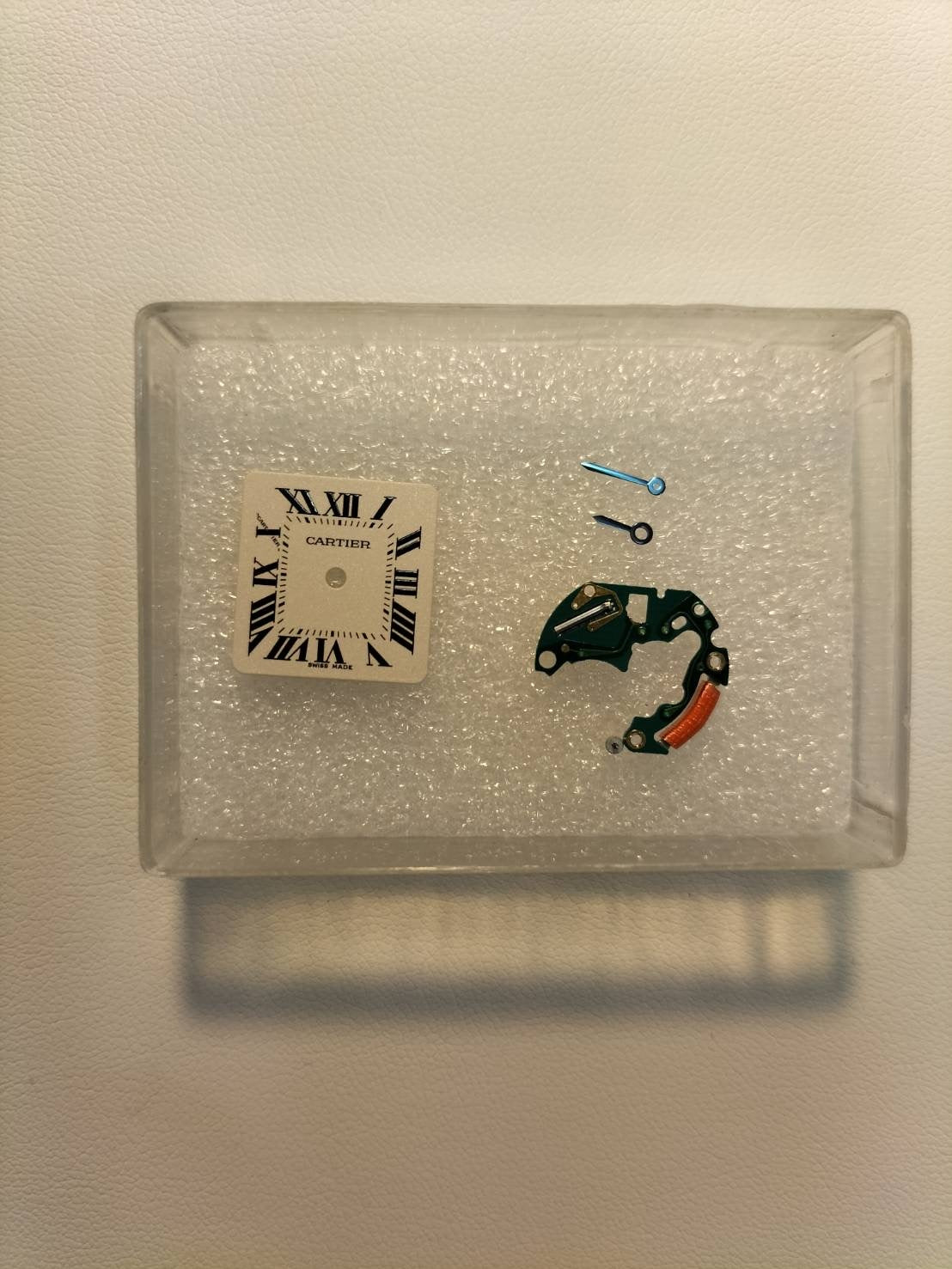 カルティエ タンクフランセーズ SM W51008Q3 / 2384 クォーツ Cal.057 SS SS ホワイトローマン文字盤 箱 冊子 保証書（2012年）オーバーホール済み