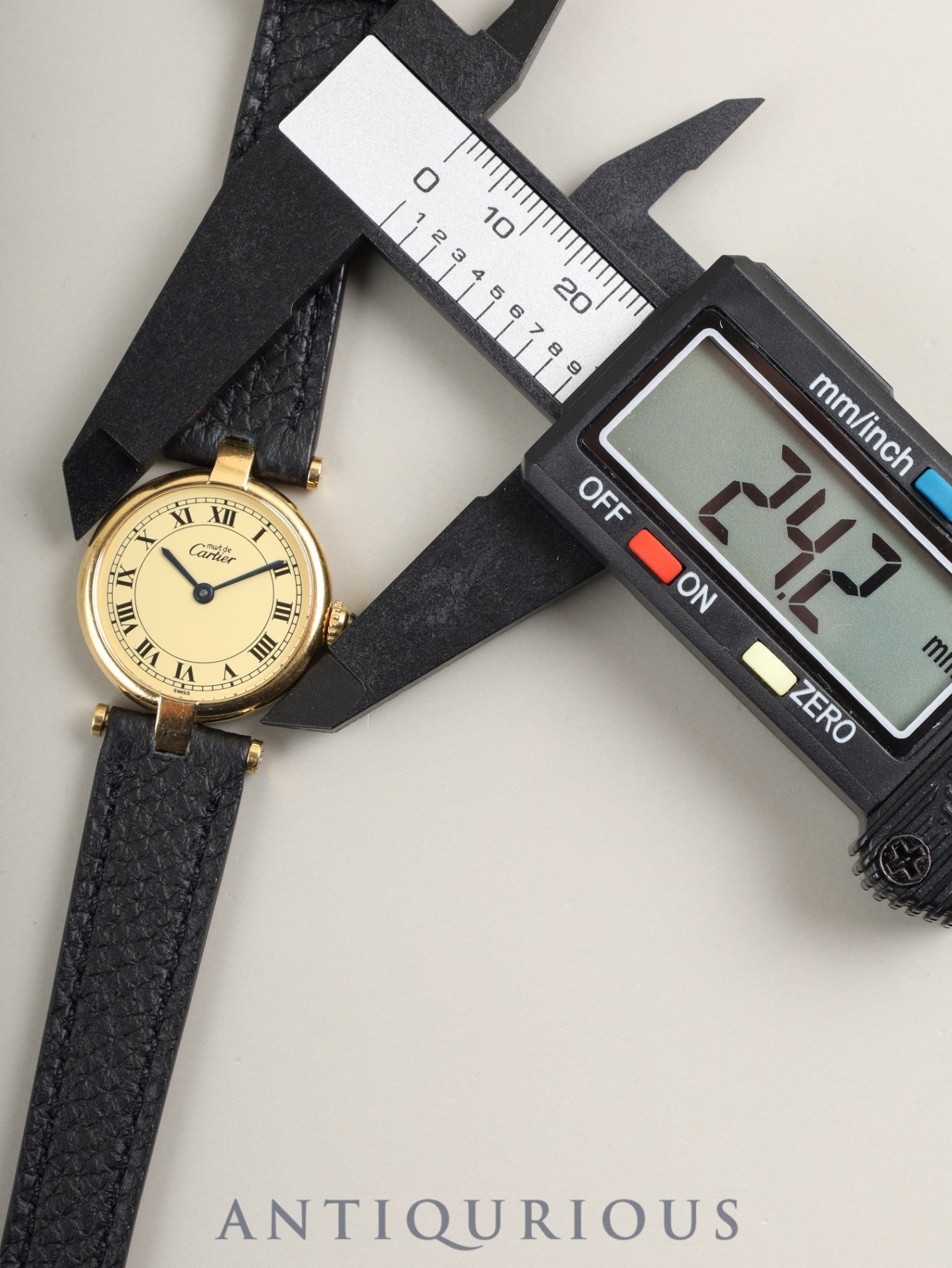 Cartier Must Vendôme VLC SM W1002254 / 1851 Quartz Caliber 690 SV925 Leather Strap with Genuine GP Buckle Ivory Roman Dial Box Booklet Warranty Card Overhauled