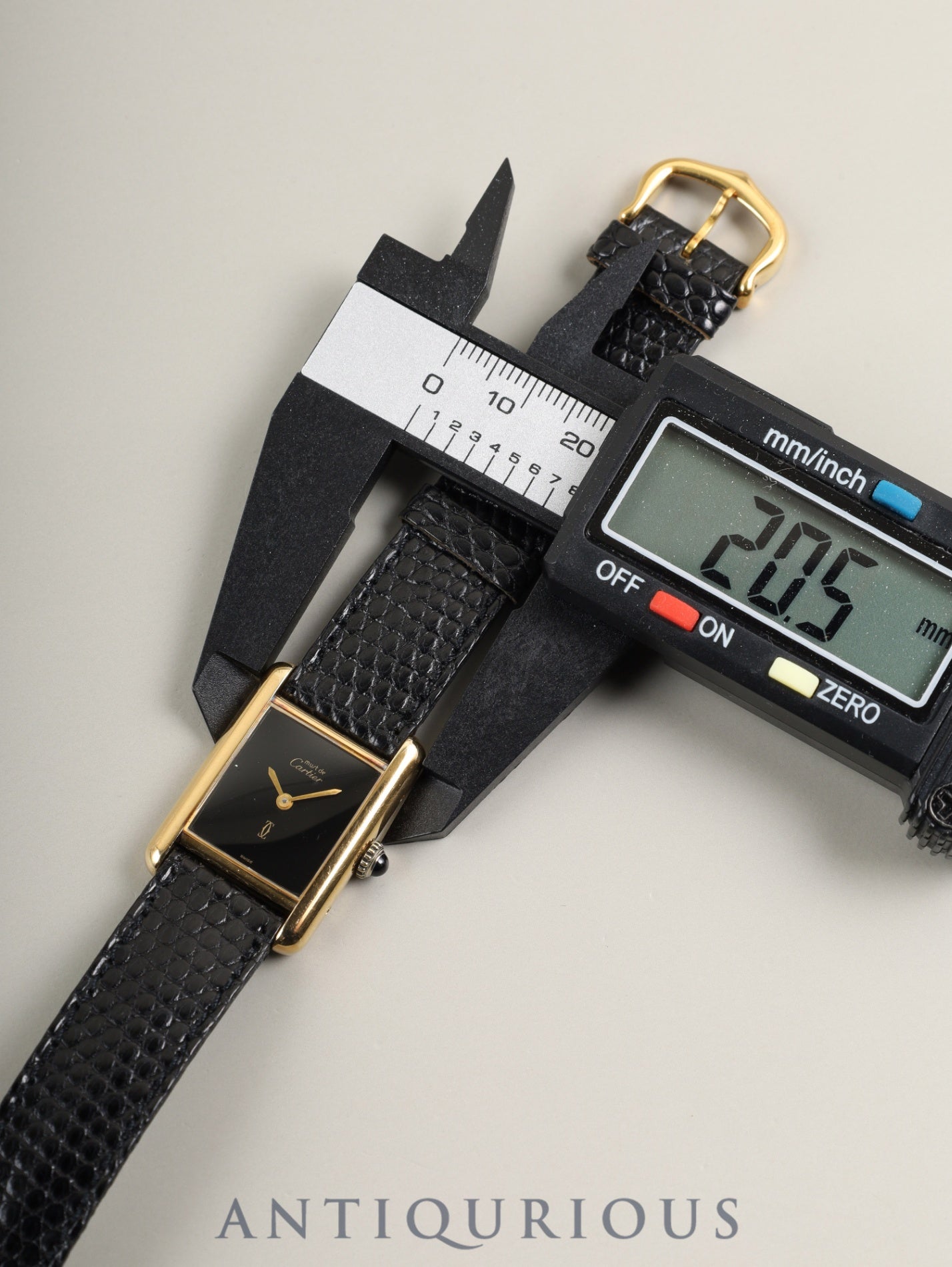 Cartier Must Tank SM Manual winding Cal.78-1 SV925 Genuine leather strap Genuine pin buckle (GP) Onyx dial (SWISS notation) Box Overhauled