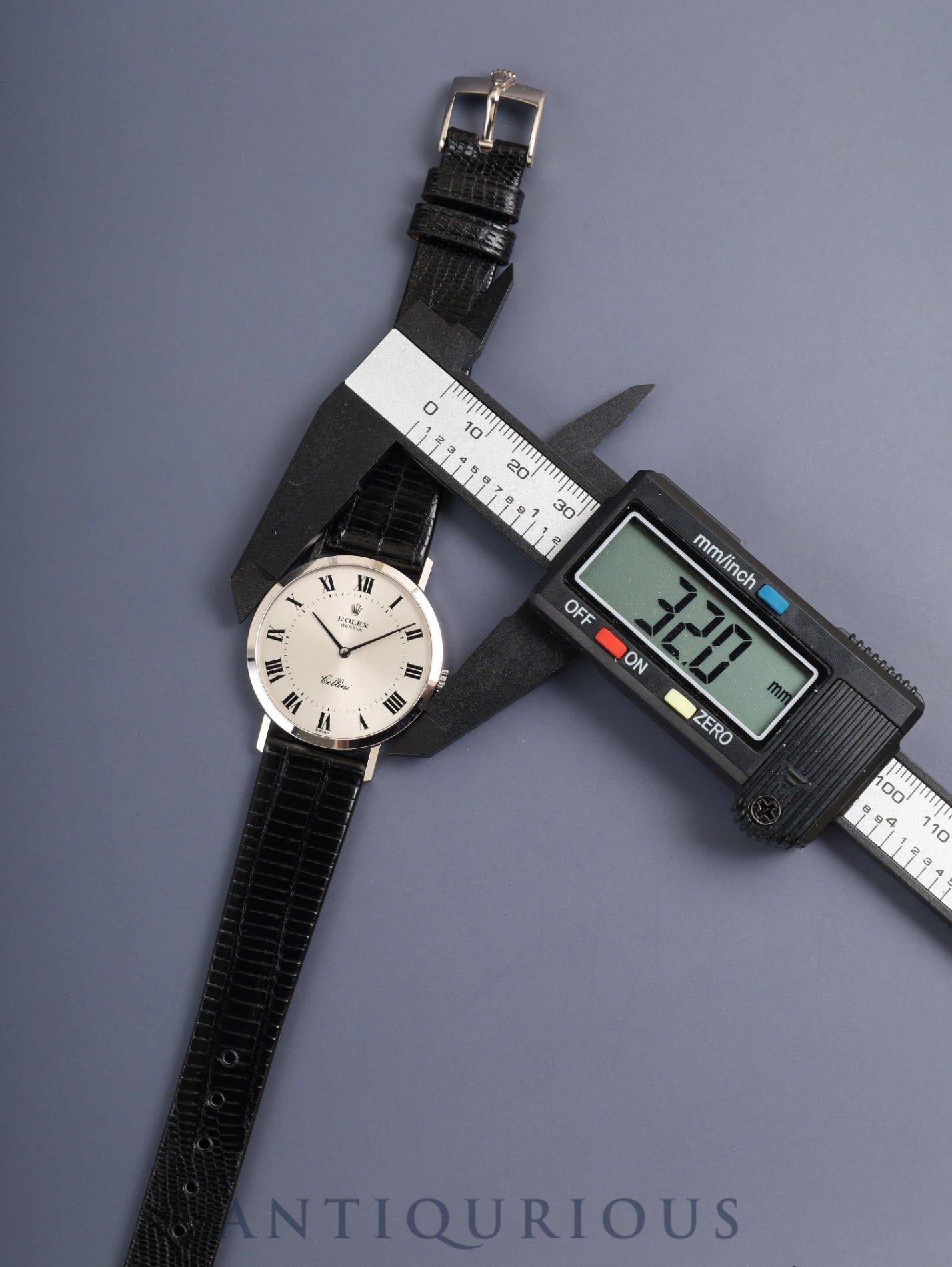 ロレックス チェリーニ 4112-9 手巻き Cal.1601 750WG 革 純正ピンバックル（750WG ）シルバーローマン文字盤 32mm 43番台（1975年） 箱 純正レザーベルト付き オーバーホール済み