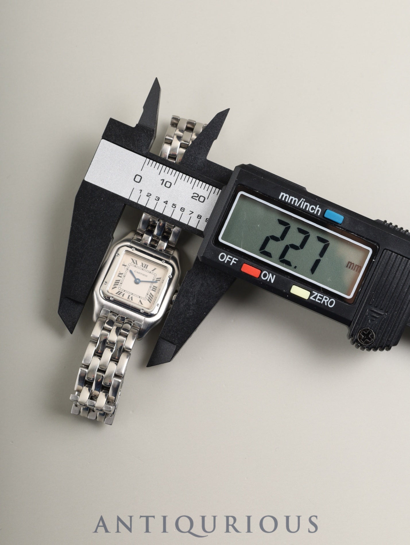 カルティエ パンテール SM W25033P5 / 1320 クォーツ  SS SS ホワイトローマン文字盤  箱 冊子 保証書（2000年）オーバーホール済み