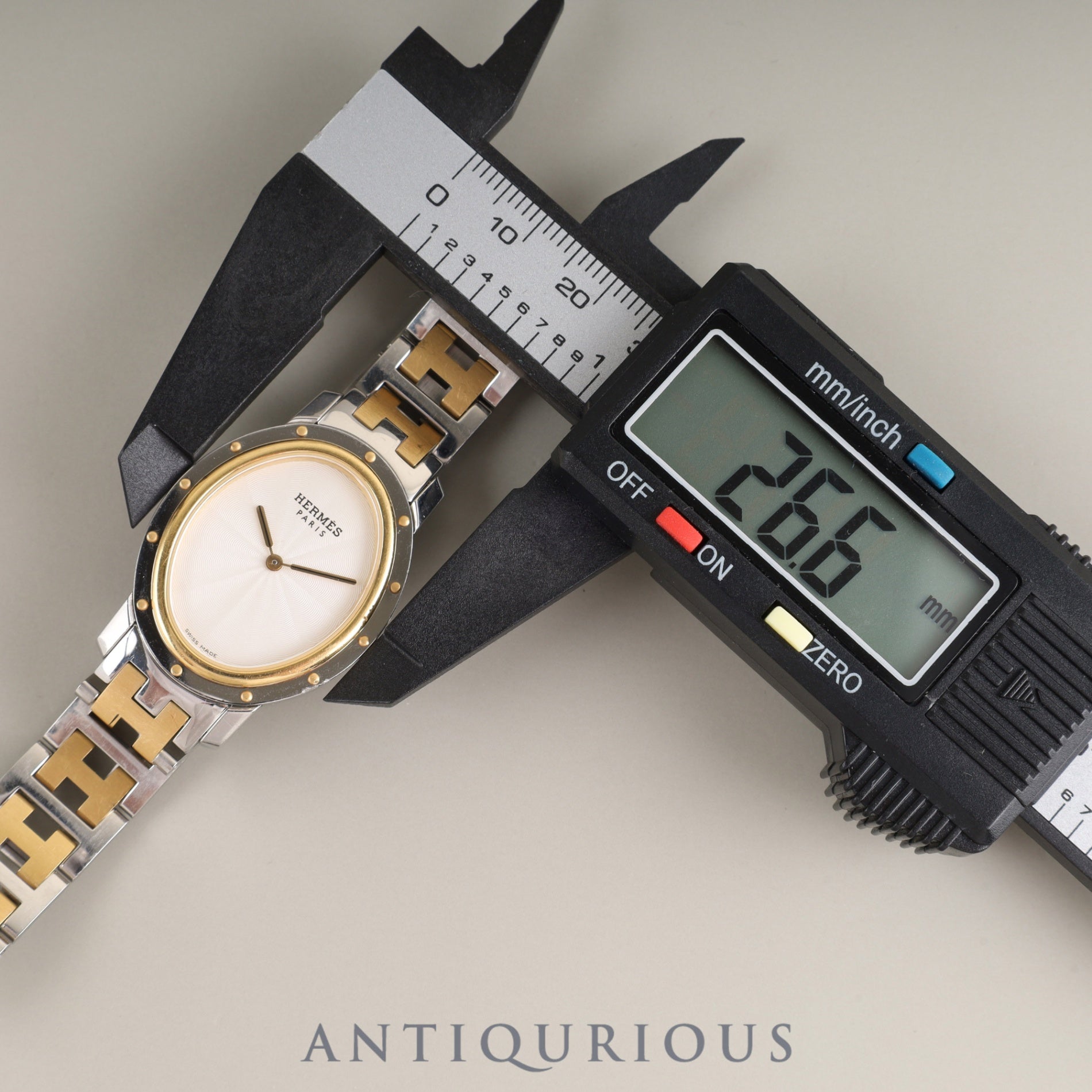 Hermes Clipper Oval CO1.520.220 / 3280 Quartz Cal.976.001 SS/GP White guilloche dial Box Warranty (2008) Overhauled