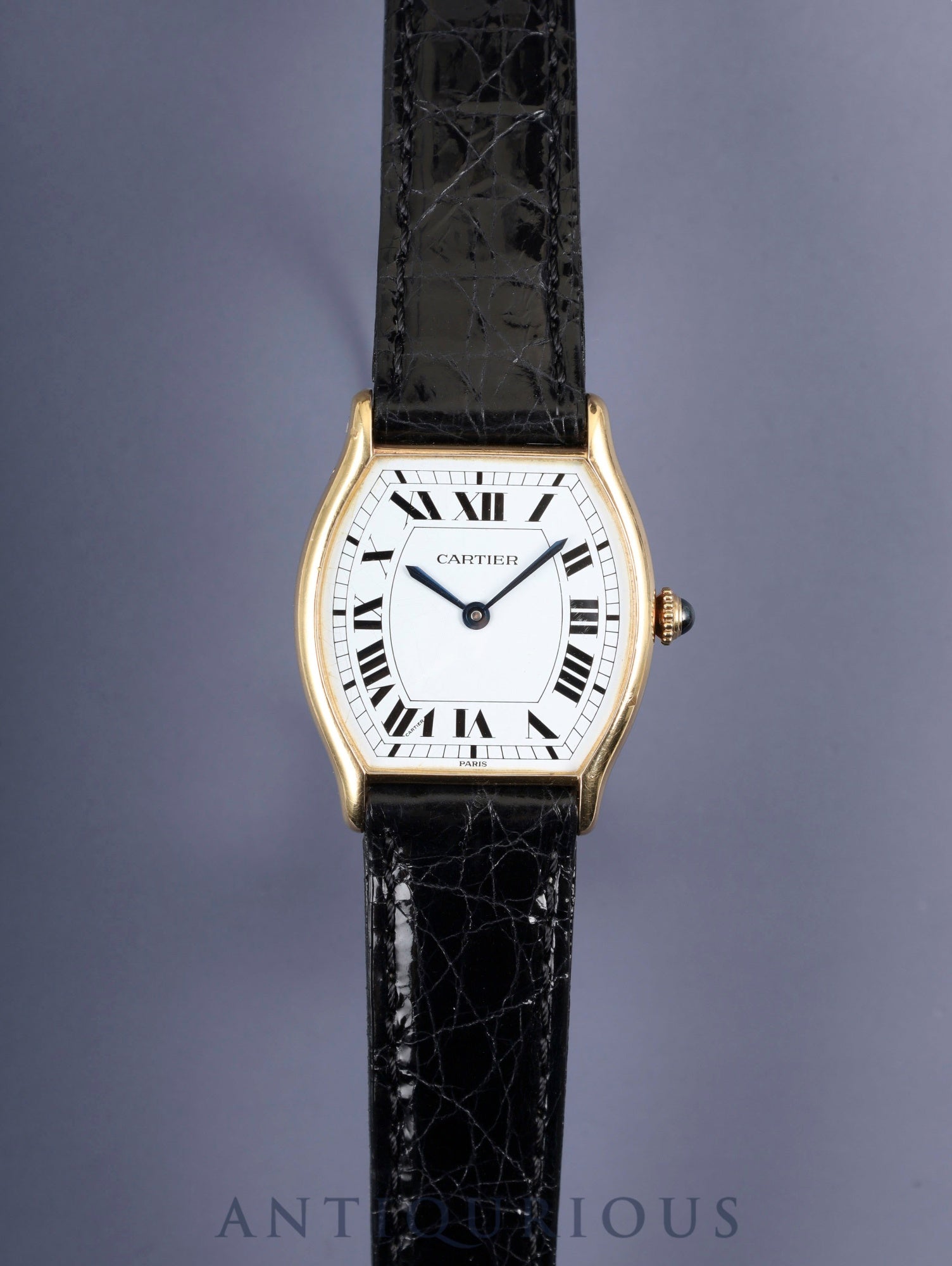 カルティエ トーチュ LM 10712 手巻き Cal.7001（プゾー）750YG 革 純正尾錠（750YG）ホワイトローマン文字盤（PARIS表記）  純正革ベルト オーバーホール済み