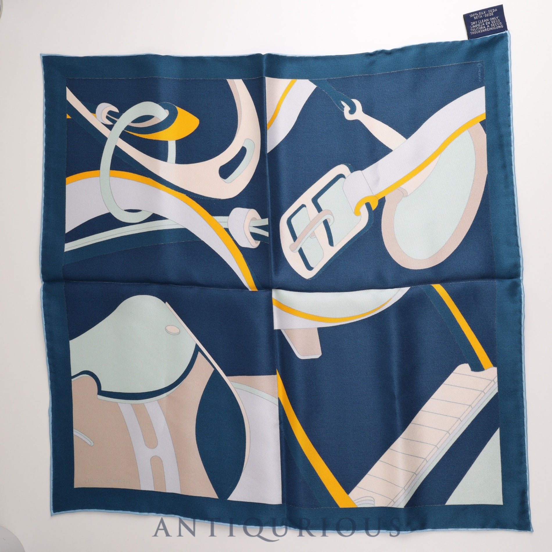 HERMES Scarf CARRES45 Selle en Desordre Zoom pocket SILK100% Box