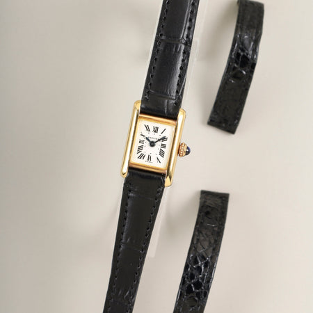 カルティエ ミニ タンク 64262 手巻き Cal.AS1722 750YG 革 純正Dバックル（18K）ホワイトローマン文字盤（PARIS表記）純正レザーベルト付き オーバーホール済み