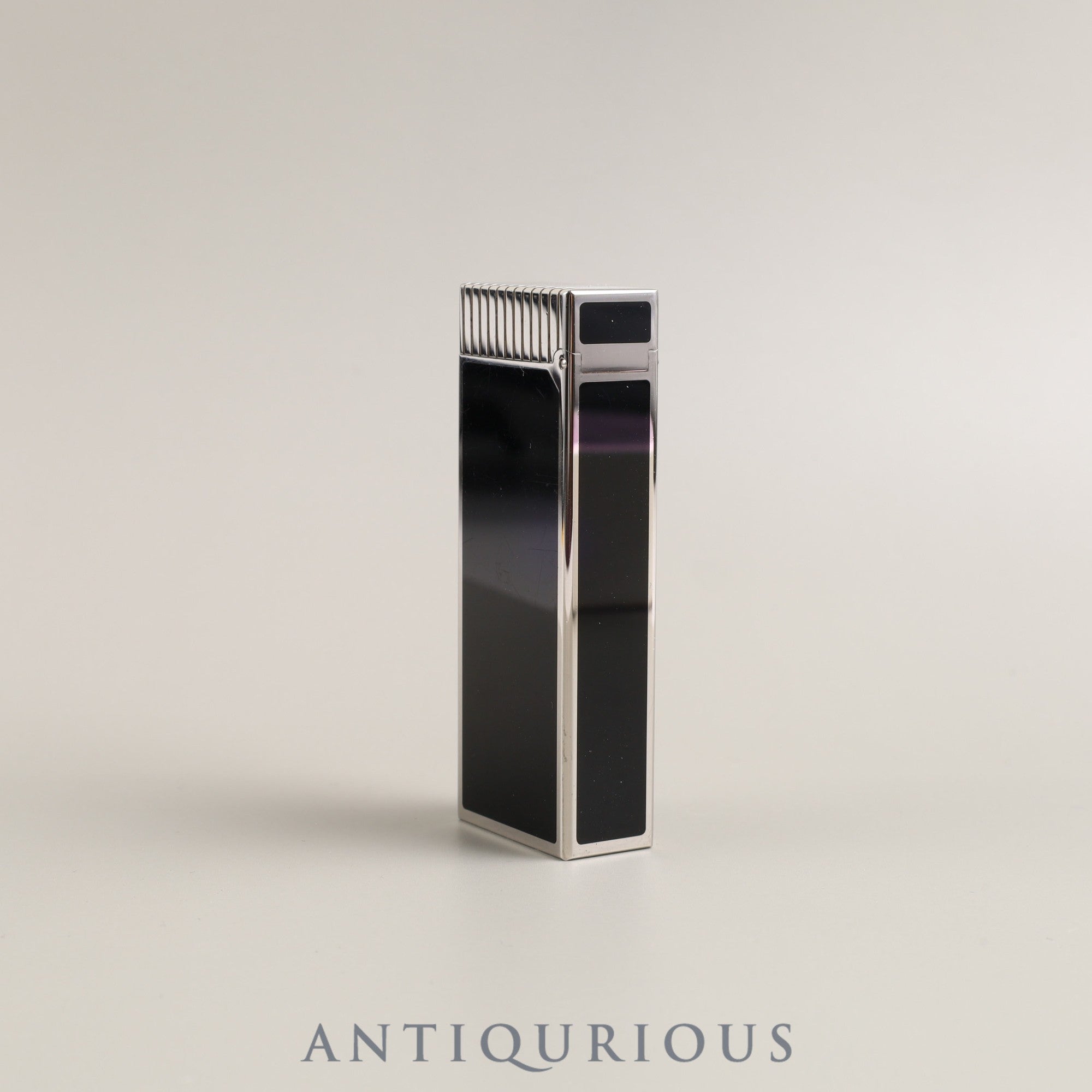 Dunhill Lighter Black Lacquer Embossed Stripes Adjusted and Checked |  東京銀座のヴィンテージウォッチ専門店 - ANTIQURIOUS