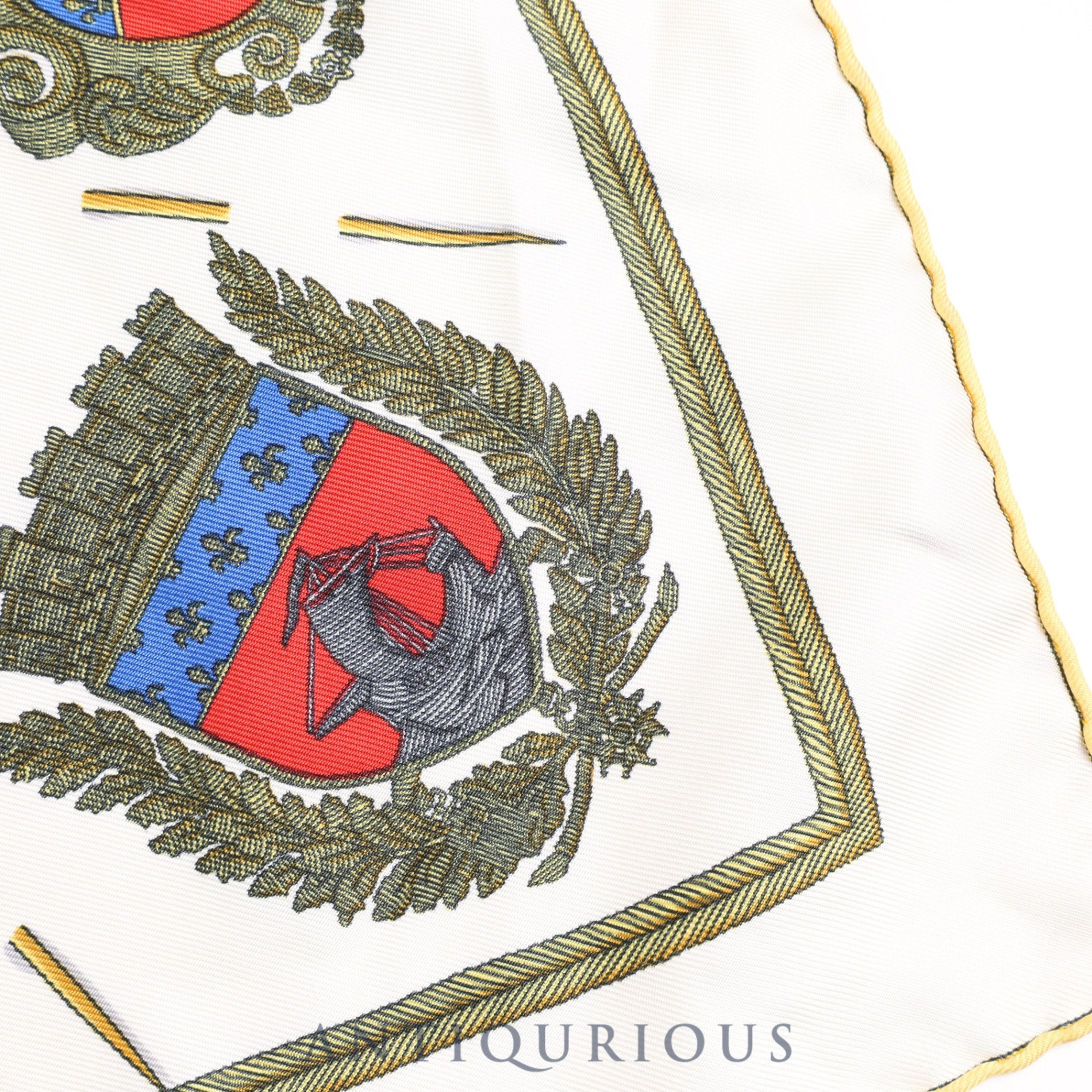 Hermes scarf Carré 45 Paris coat of arms A weapon that will never sink, even if it floats 100% SILK