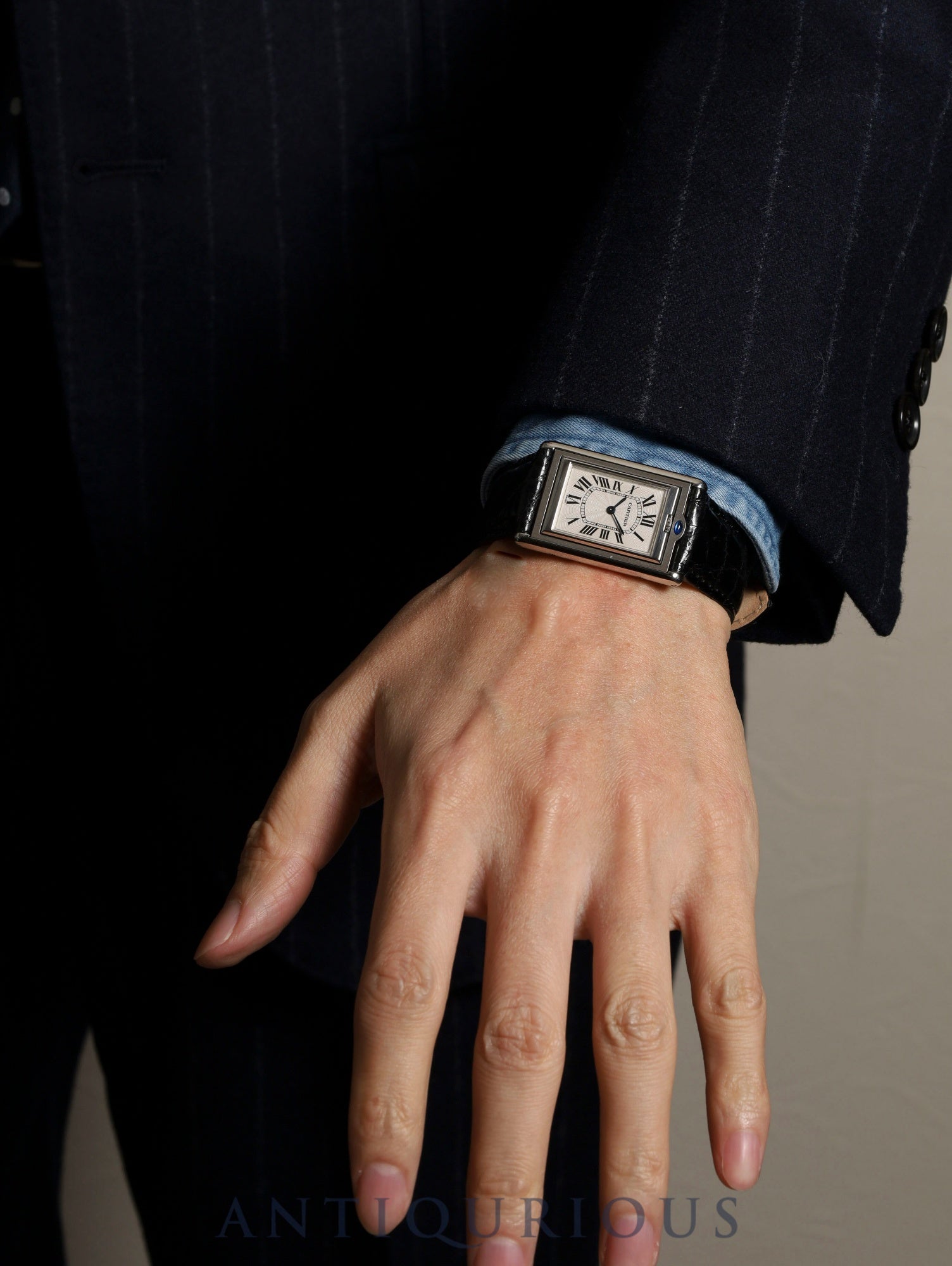 カルティエ タンク バスキュラント LM W1011358 / 2390 手巻き Cal.061 SS 革 純正ピンバックル（SS） ホワイトローマン文字盤 箱 保証書 オーバーホール済み