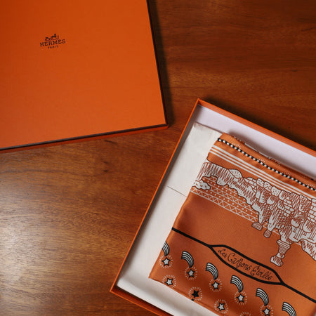 エルメス スカーフ カレ55 峡谷から星たちへ SILK100% 箱