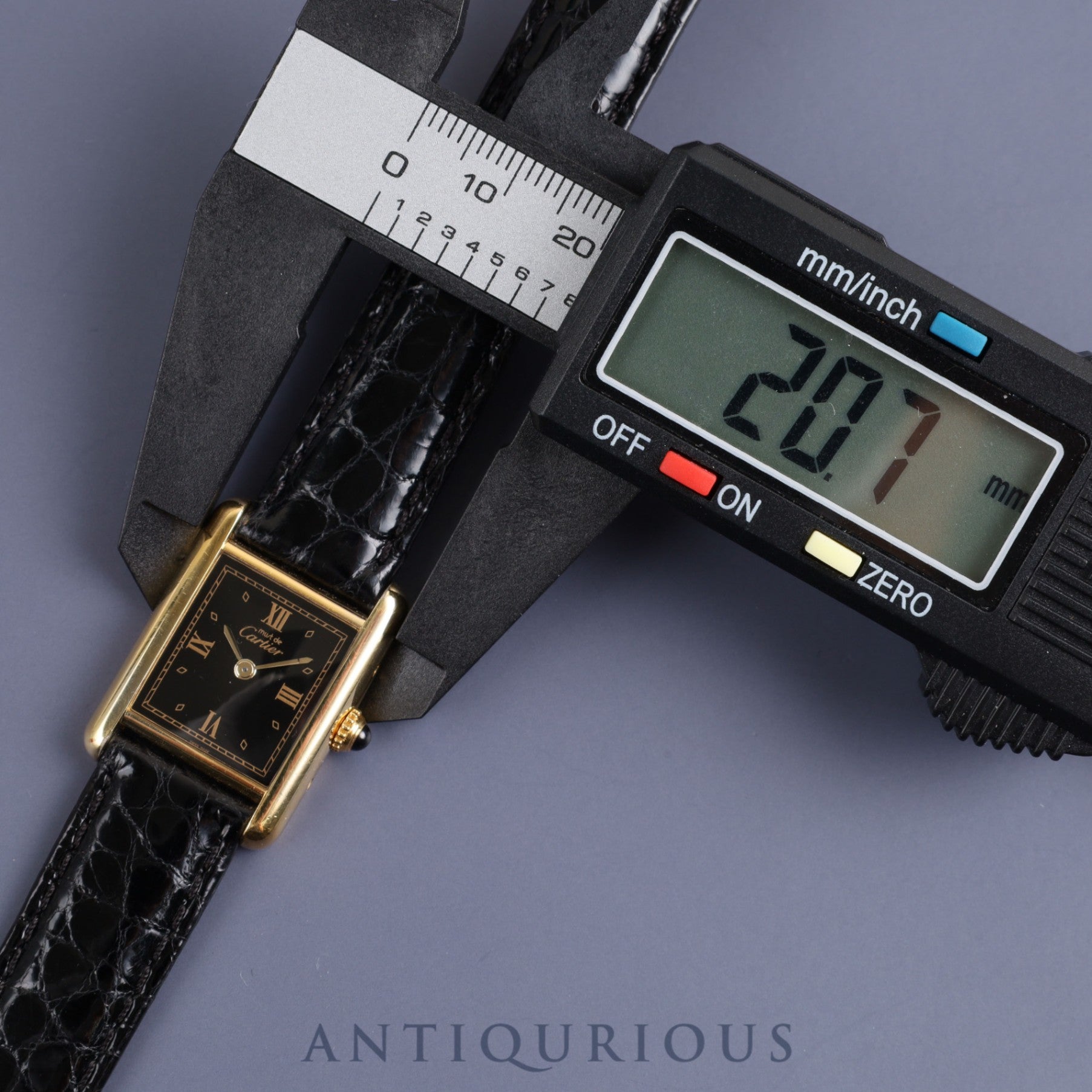 Cartier Must Tank SM 557051 Quartz SV925 Leather Genuine D-buckle (GP) Black Roman dial Repair details (February 2024) Complete service (full maintenance) completed at Cartier boutique