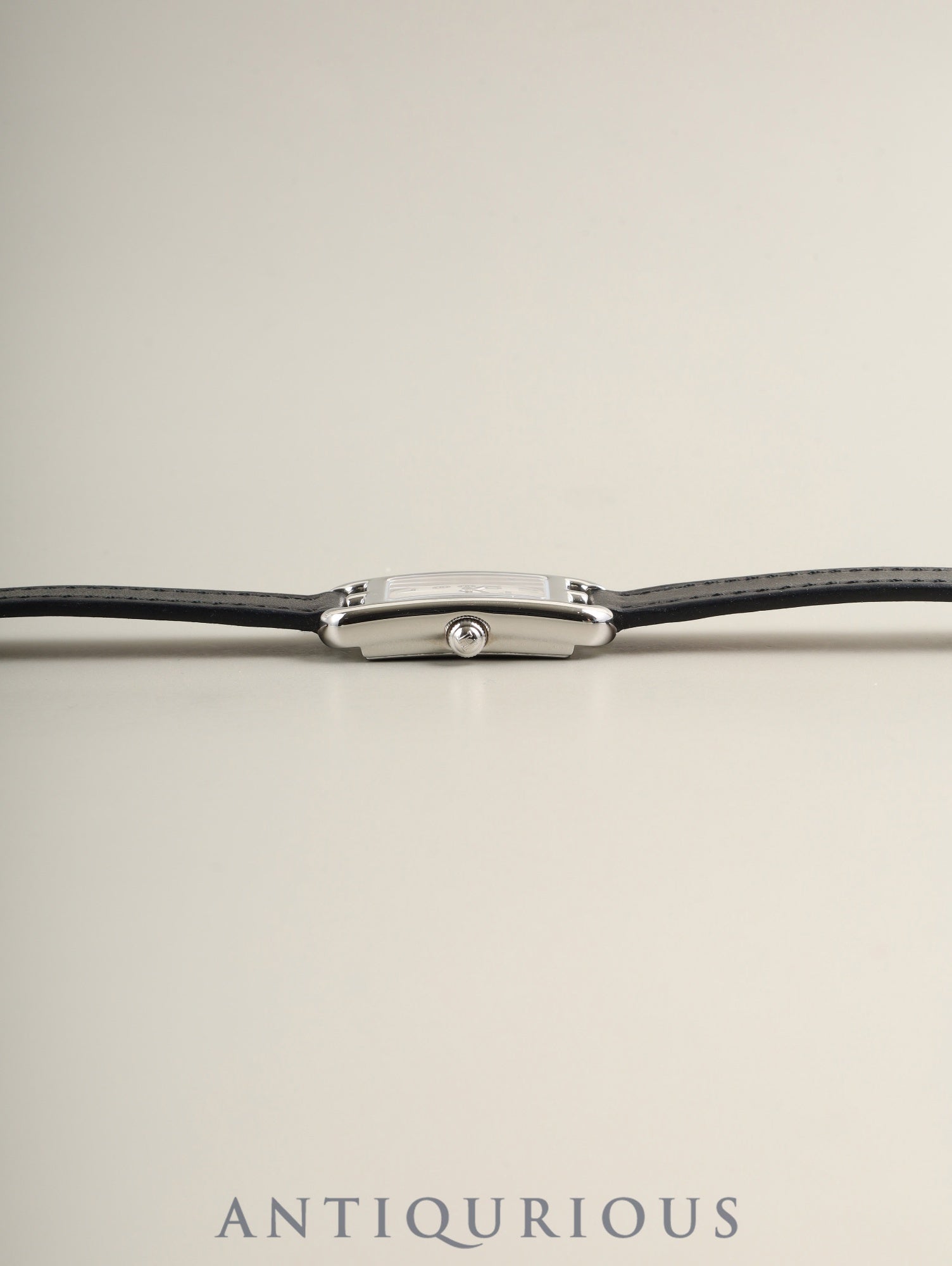 Hermès Nantucket NA2.110 Quartz Cal. ETA280.002 SS Genuine leather strap (U stamp: 2022) Genuine pin buckle (SS) Silver Arabic dial Box Manual Overhauled
