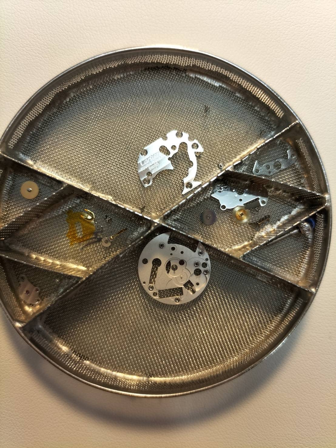 カルティエ マストトリニティ W1014945 / 2439 クォーツ Cal.157 SV925 純正革ベルト 純正Dバックル（SS） シルバーローマン文字盤 箱 冊子 オーバーホール済み