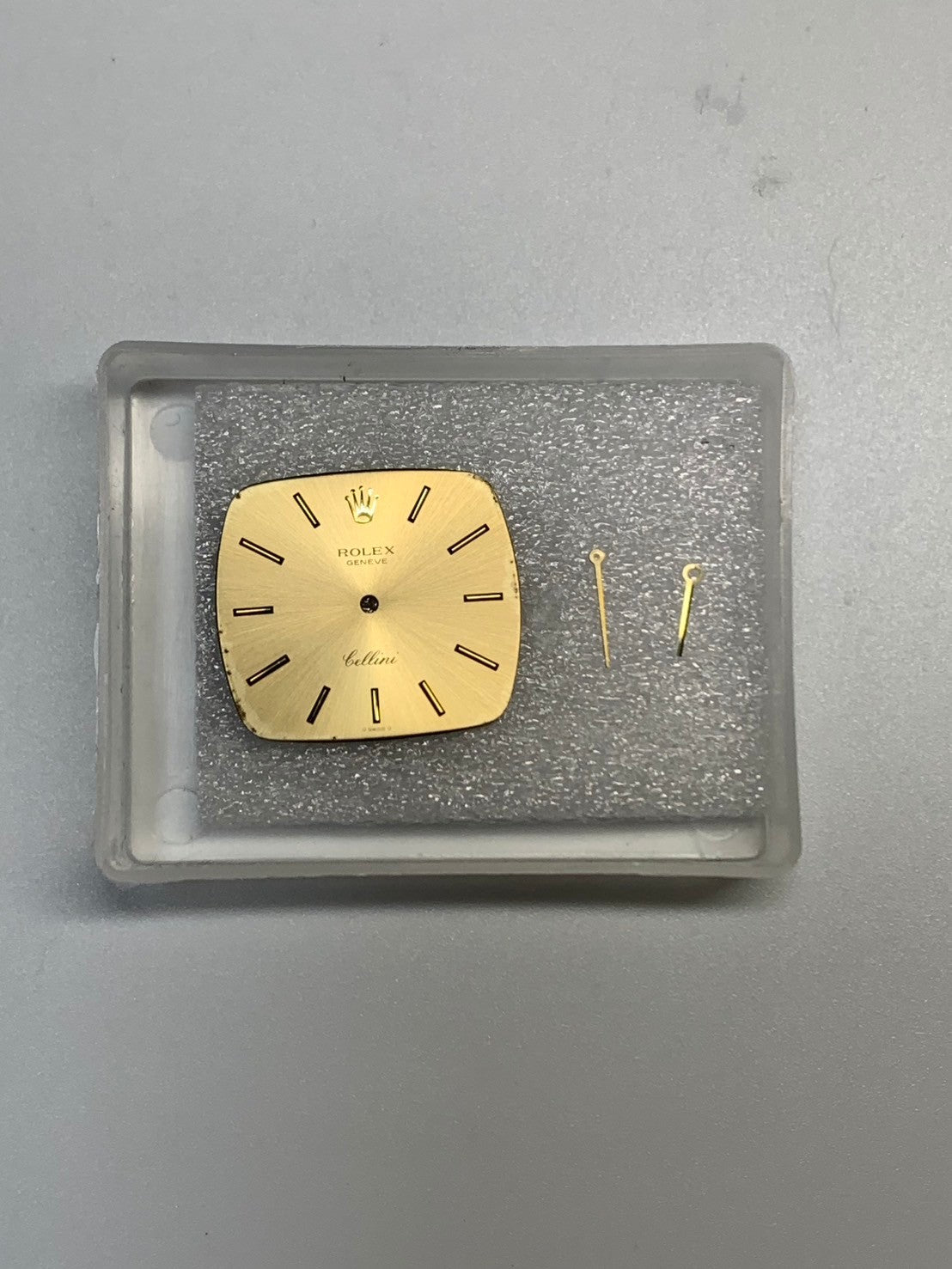 ロレックス チェリーニ 3805 手巻き Cal.1600 750YG 革 純正ピンバックル（GP）シャンパン文字盤（σ SWISS σ表記）40番代（1974年） オーバーホール済み