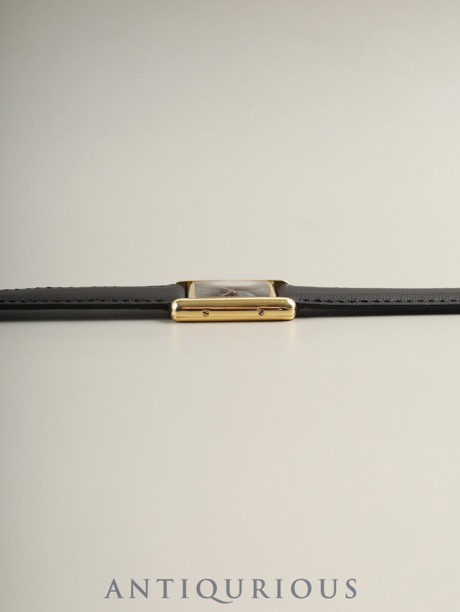 カルティエ マストタンク SM 5057001 クォーツ Cal.057 SV925 純正ピンバックル（GP）ブラック飛びローマン文字盤（SWISS表記）オーバーホール済み 新品仕上げ済み