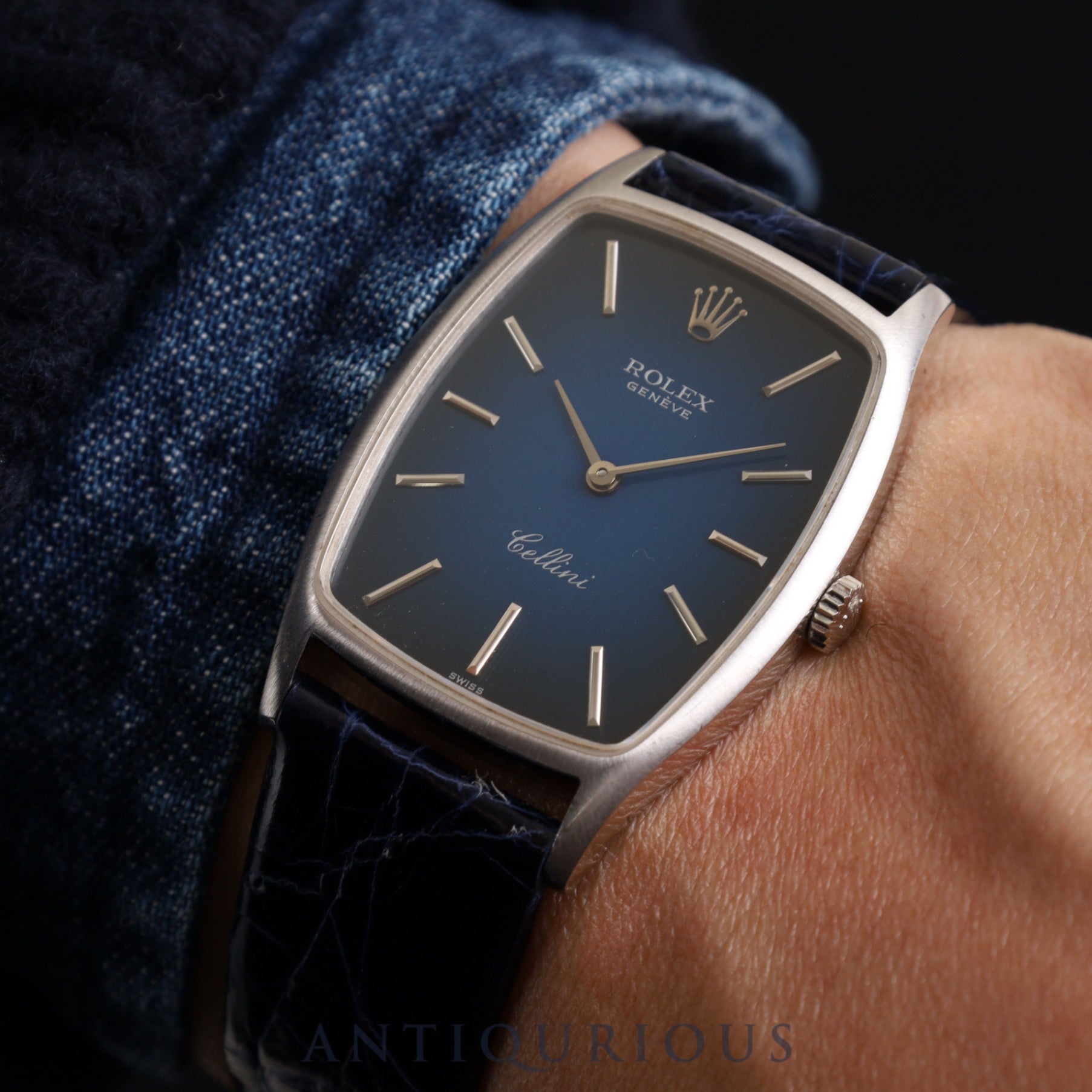 Rolex Cellini 3807 Manual winding Cal.1601 750 Leather Genuine buckle (SS) Blue gradient dial No. 69 (1980) Overhauled