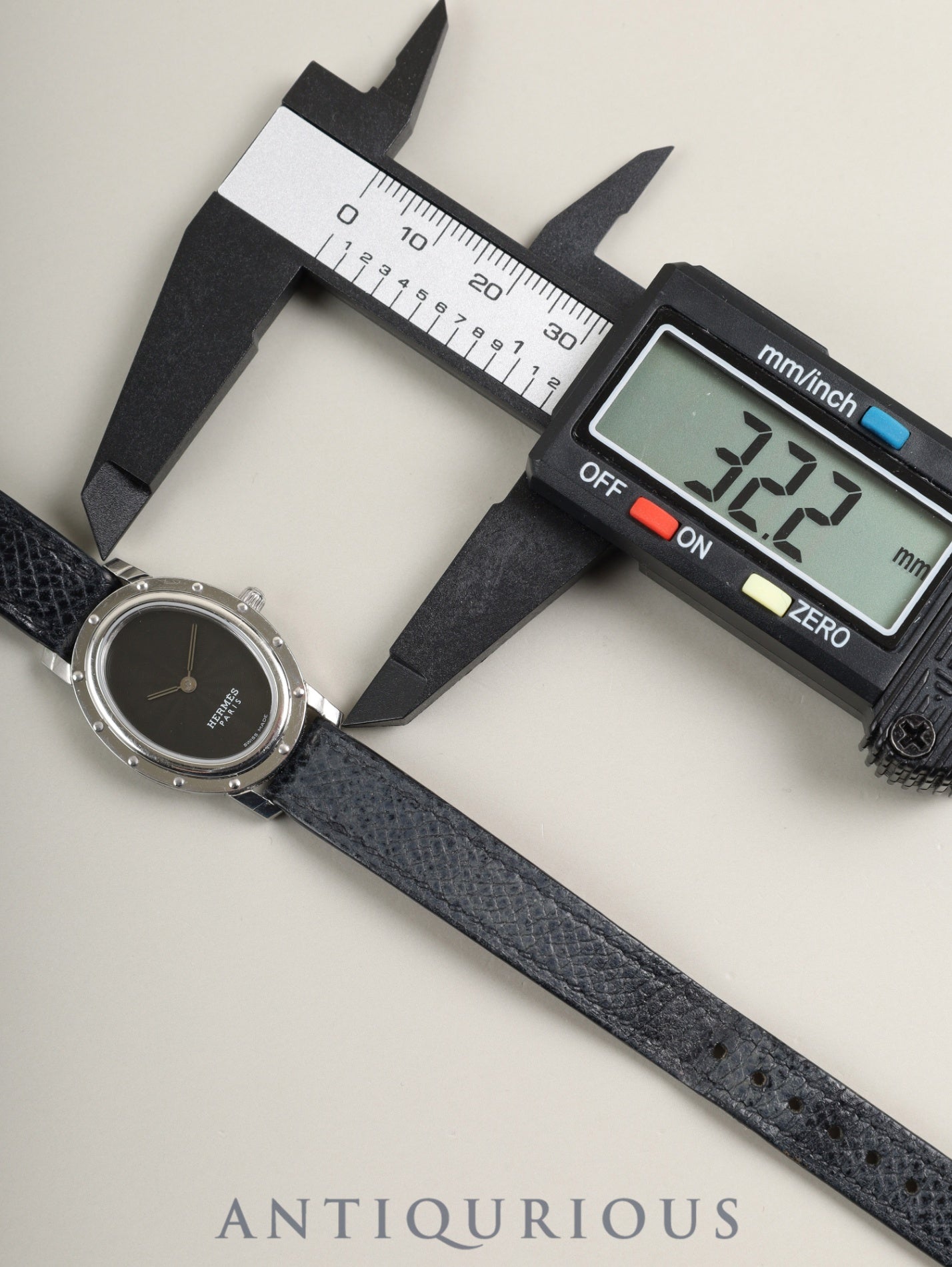 Hermes Clipper Oval CO1.210 Quartz Cal.976.001 Stainless Steel, Original Strap (□E stamp: 2001), Original Pin Buckle (Stainless Steel), Black Dial, Case Overhauled