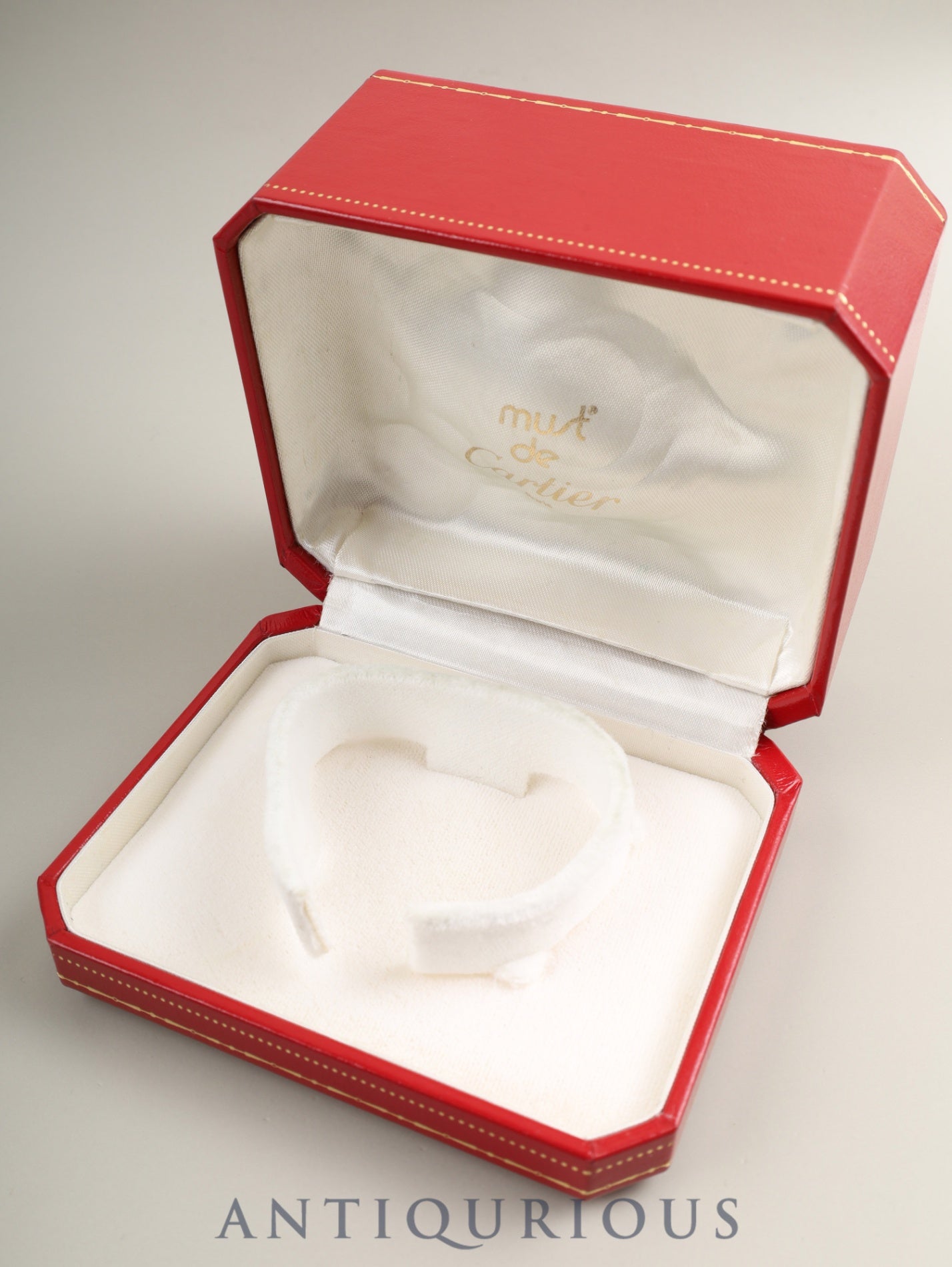 カルティエ マストタンク MM W1013654 / 2415 クォーツ Cal.057 SV925 革 純正Dバックル（GP） ホワイト飛びローマン文字盤（SWISS MADE表記）箱 オーバーホール済み