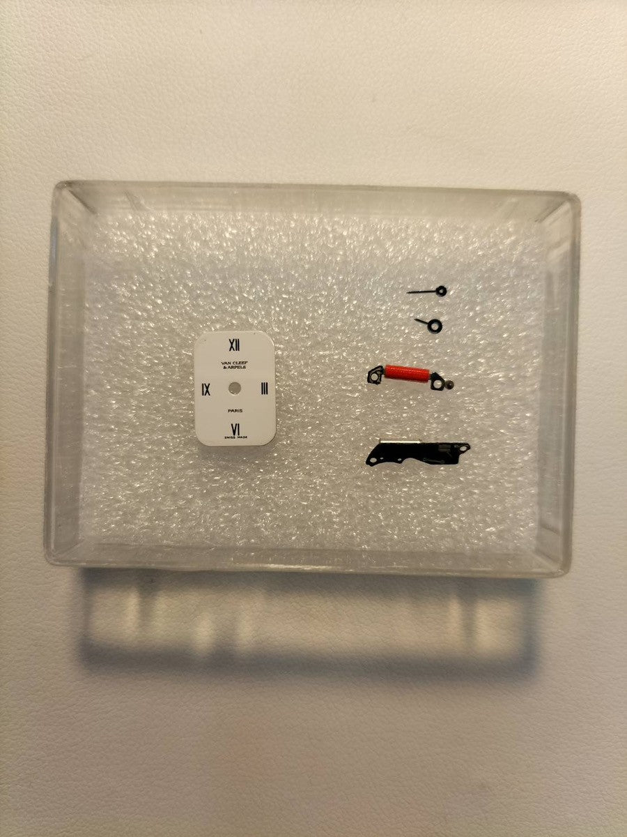 ヴァンクリーフ＆アーペル ファサード 431963T5 クォーツ SS SS ホワイト文字盤 オーバーホール済み