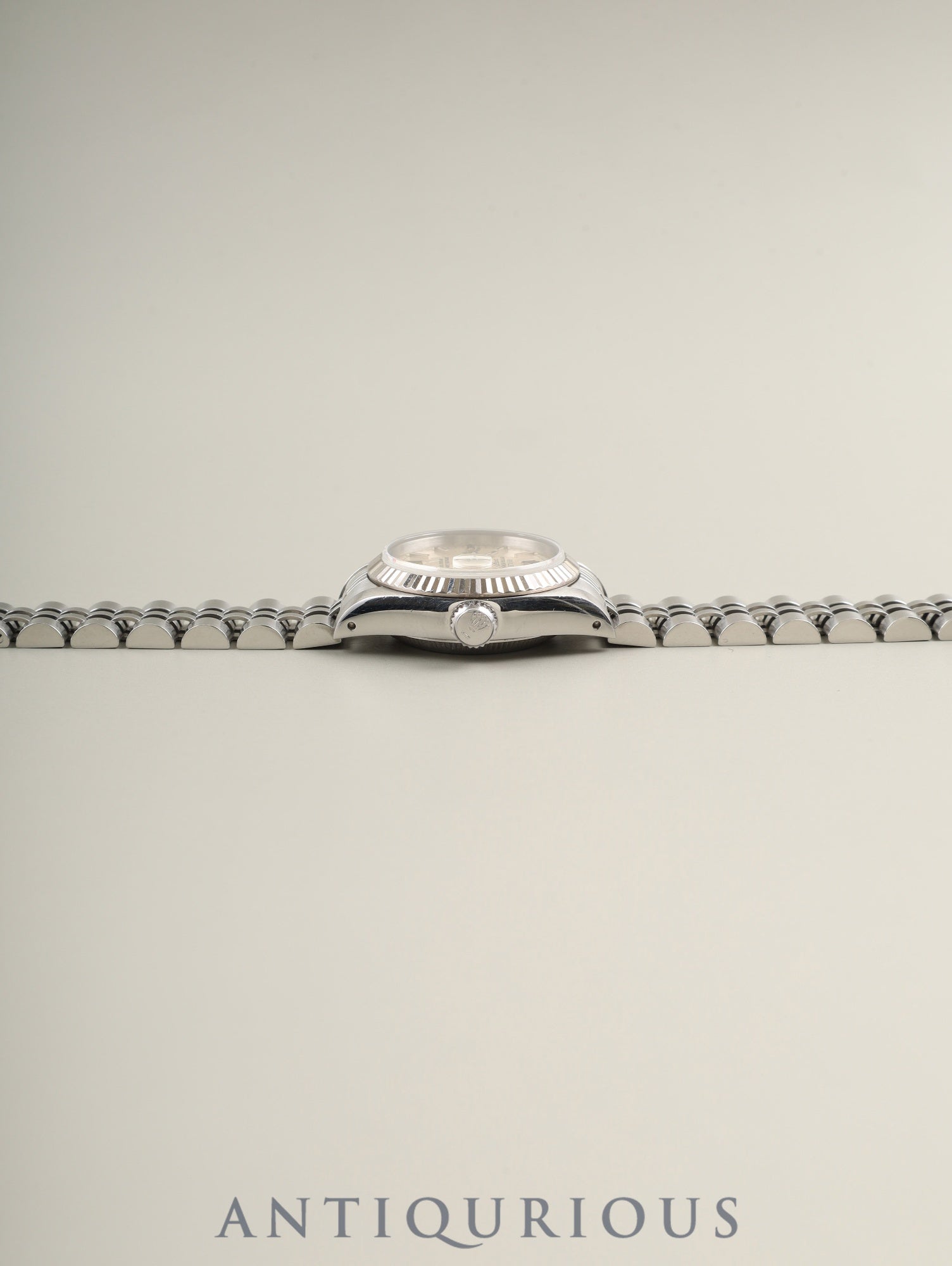 ロレックス デイトジャスト レディ 69174 自動巻き Cal.2135 SS/WG SS シルバー文字盤 箱 冊子 保証書（1989年）オーバーホール済み