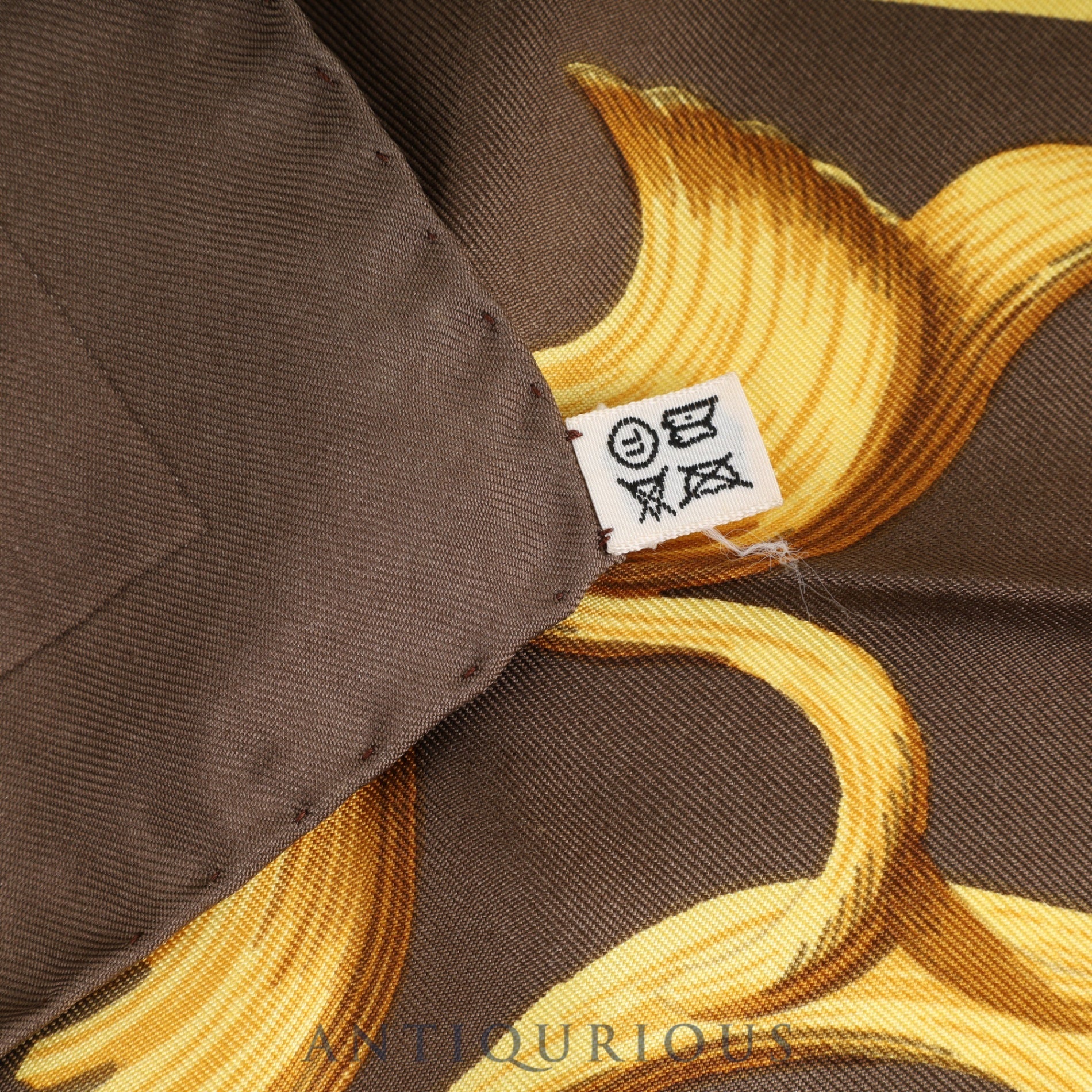 エルメス スカーフ カレ90 王冠柄 ブラウン SILK100%