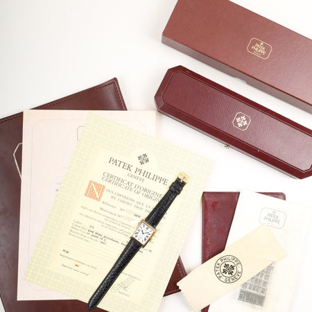 パテック・フィリップ ゴンドーロ 5010 手巻き Cal.215 750YG 革 純正尾錠（750YG）ホワイトローマン文字盤 箱 登録保証書（1994年）  オーバーホール済み