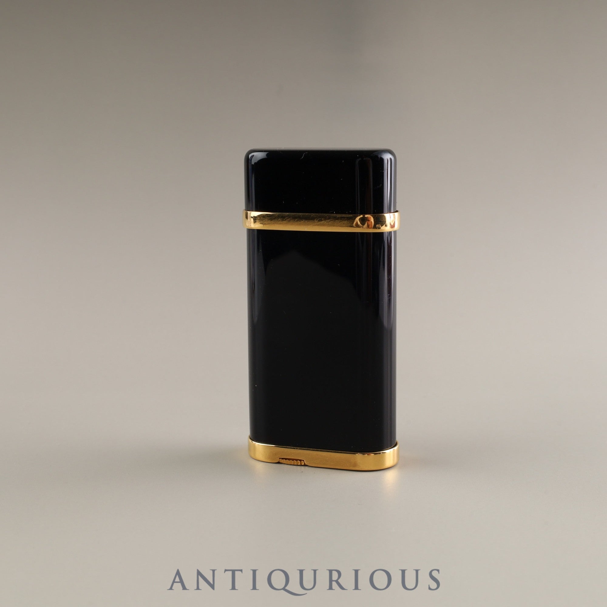 Cartier lighter Gadron black x GP box