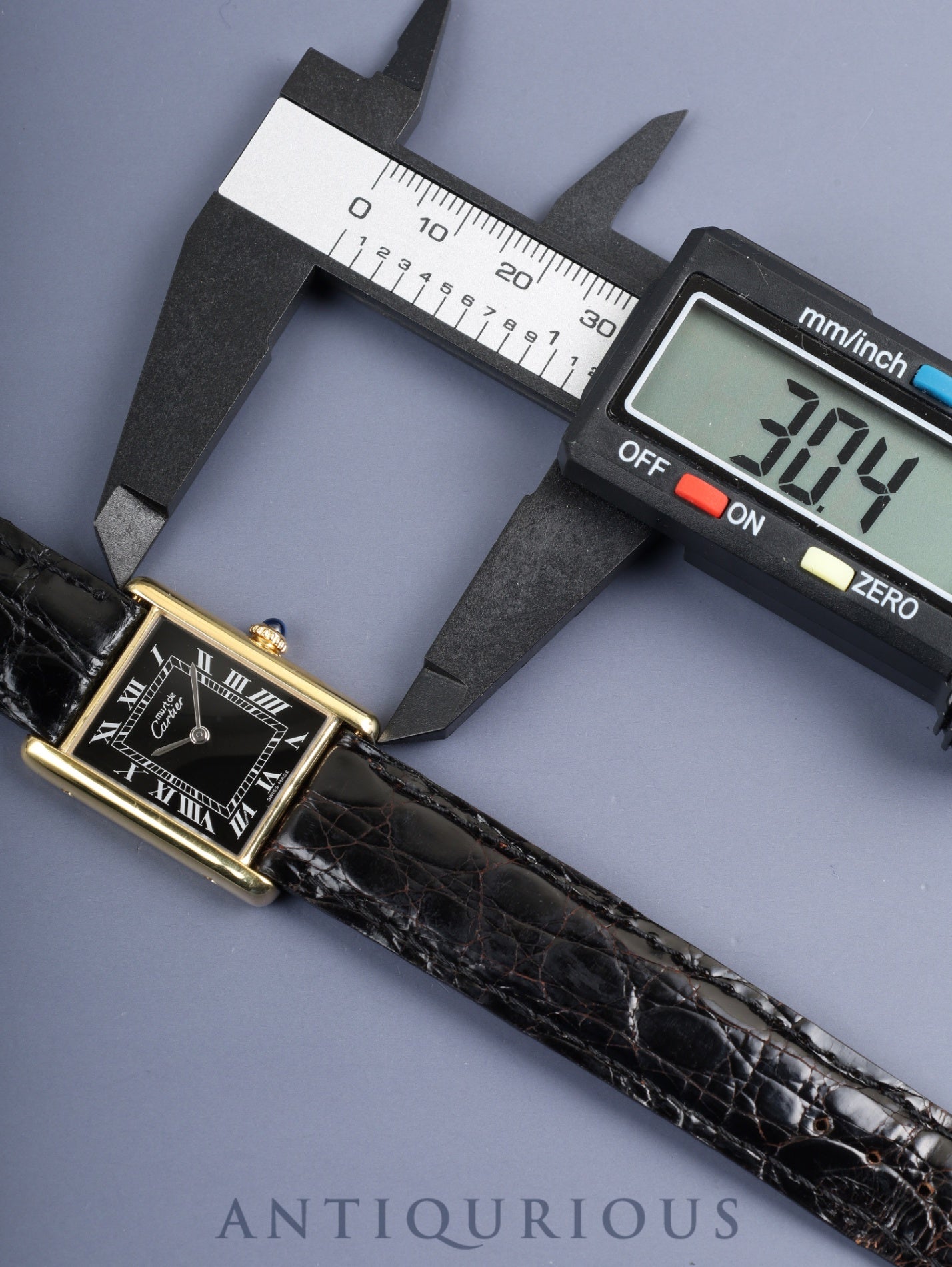 カルティエ マストタンク LM 手巻きSV925 革 純正ピンバックル（GP）ブラックローマン文字盤（SWISS MADE表記）カルティエブティックにてコンプリートサービス（フルメンテナンス）済み 新品仕上げ済み