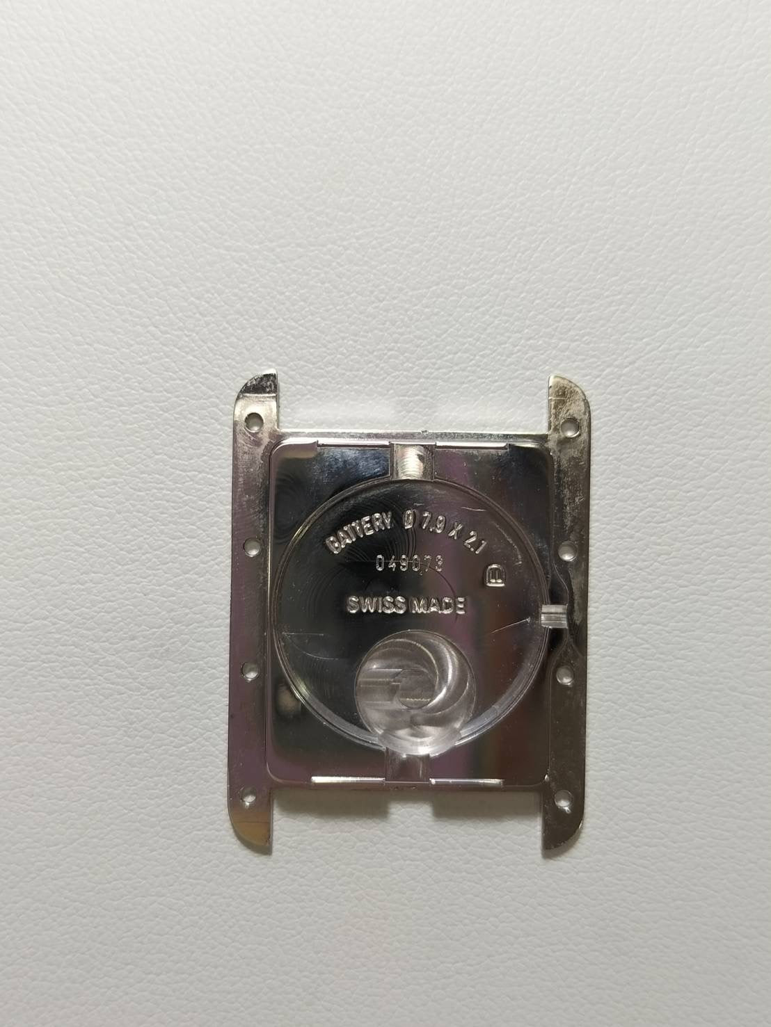 カルティエ マストタンク GM（XL） W1014154 / 2414 クォーツ Cal.-687 SV925 革 純正Dバックル（SS）ホワイト飛びローマン文字盤（SWISS MADE表記）保証書（2002年）オーバーホール済み