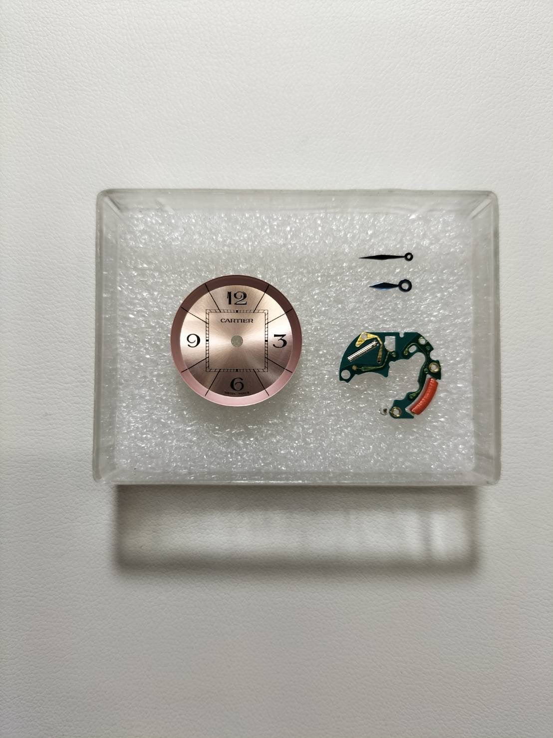 カルティエ ミスパシャ W3140008/2973 クォーツ Cal.157 SS SS ピンク飛びアラビア文字盤（SWISS MADE表記）箱　冊子 保証書（2013年） DVD オーバーホール済み