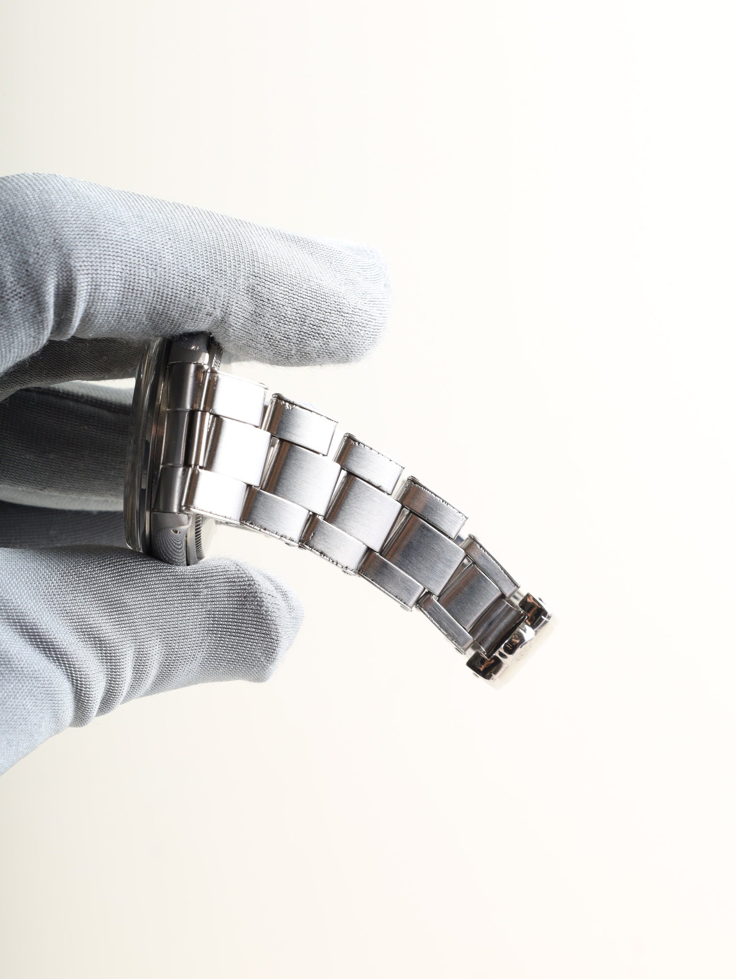 Rolex Oyster Perpetual Date 1500 Automatic Caliber 1570 Stainless Steel Silver Dial No. 23 (1967) Overhauled