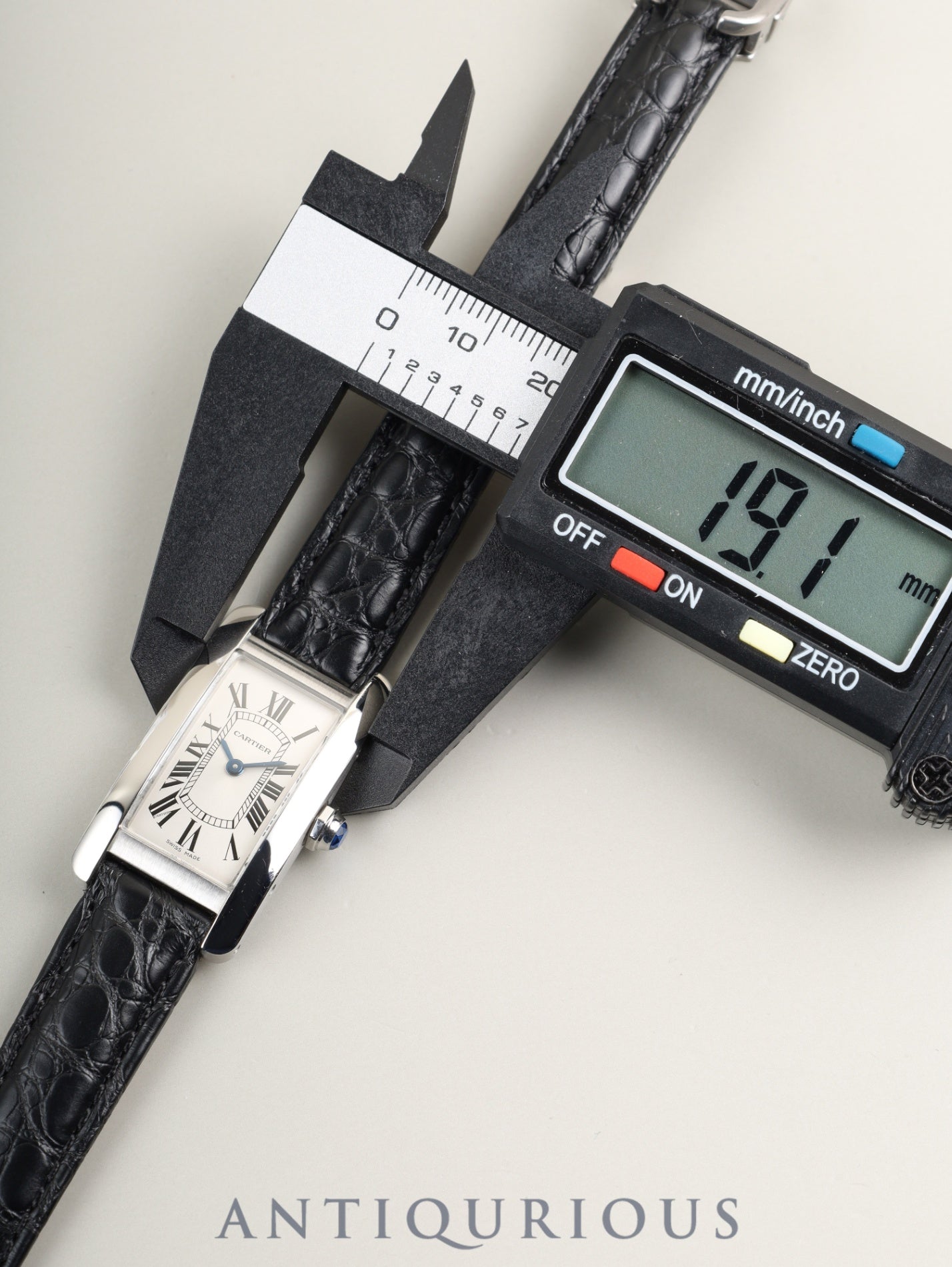 Cartier Tank Américaine SM WSTA0016 / 4274 Quartz Cal.157 SS Leather Original buckle (SS) Silver Roman dial (SWISS MADE) Warranty (2020) Overhauled