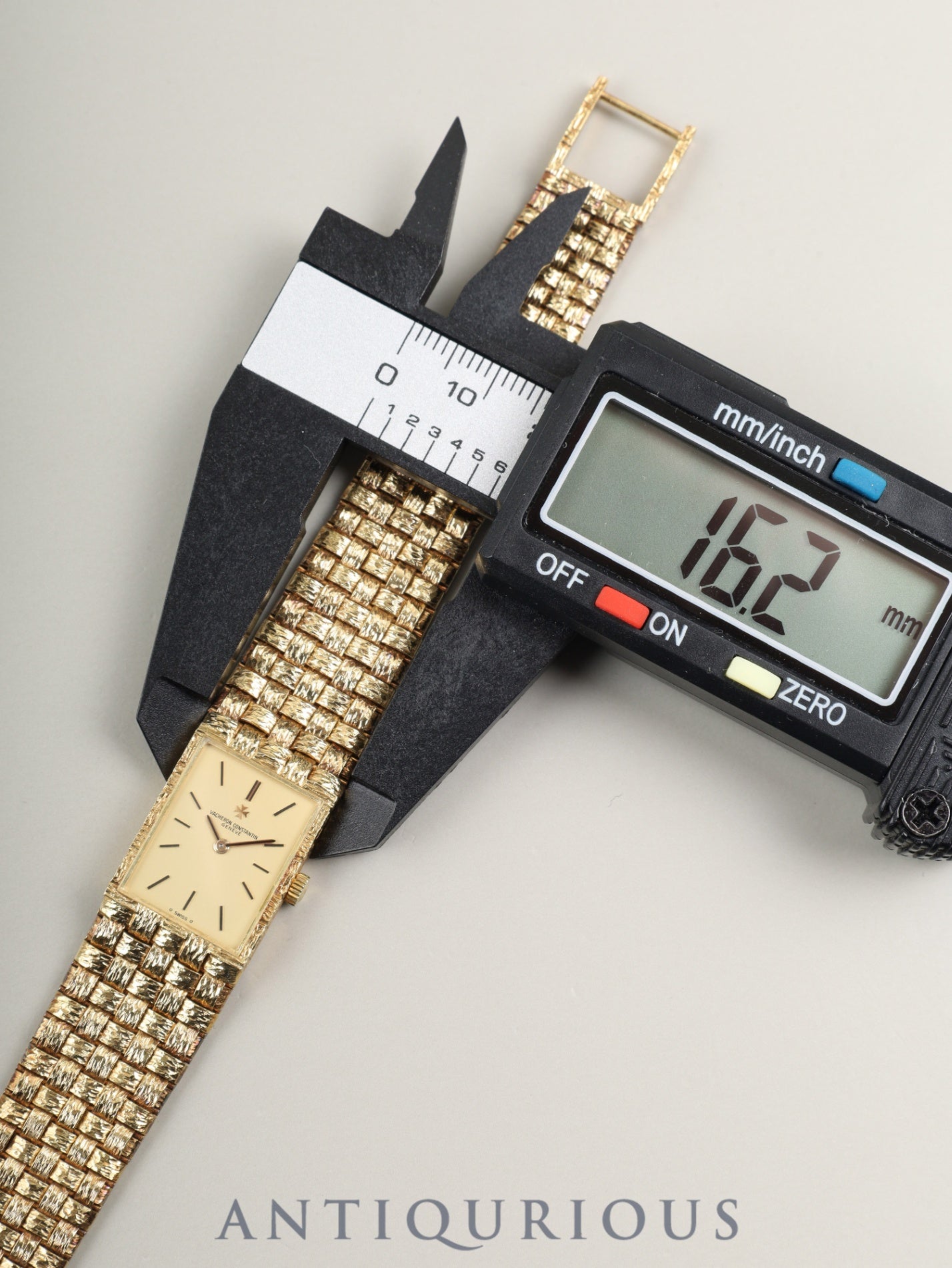 Vacheron Constantin Mesh d'Or 33030 Manual Winding Cal.1052 750YG 750YG Champagne Dial Overhauled