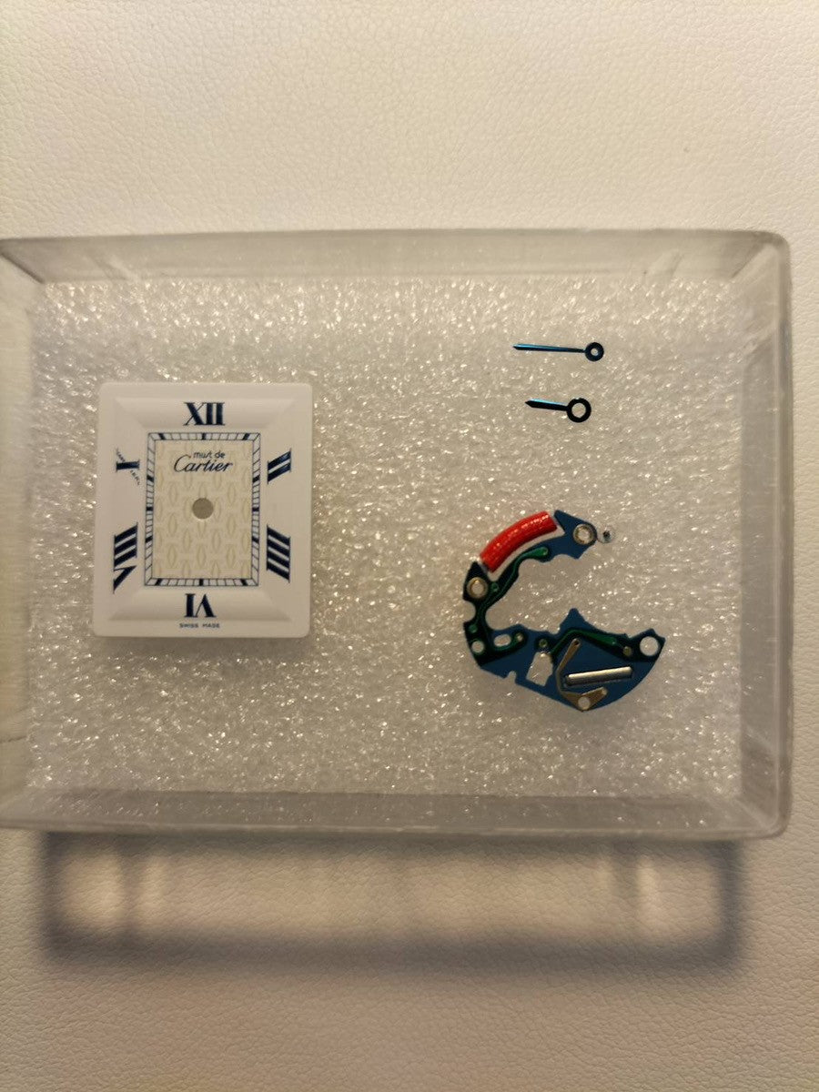 カルティエ マストタンク MM W1014054 / 2416 クォーツ Cal.057 SV925 革 純正Dバックル（SS） ホワイト飛びローマンCC文字盤 箱 オーバーホール済み