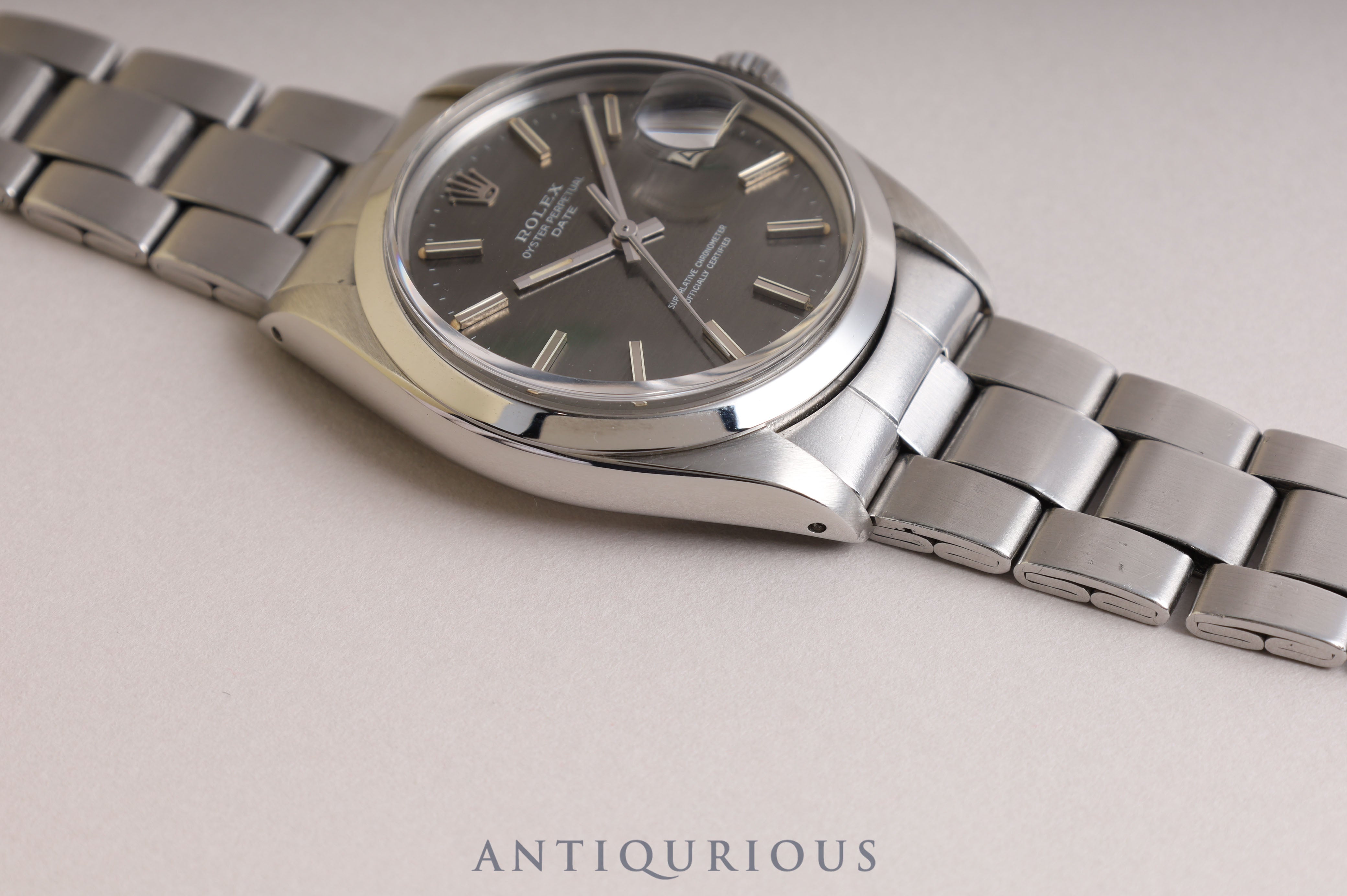 ROLEX Oyster Perpetual Date 1500