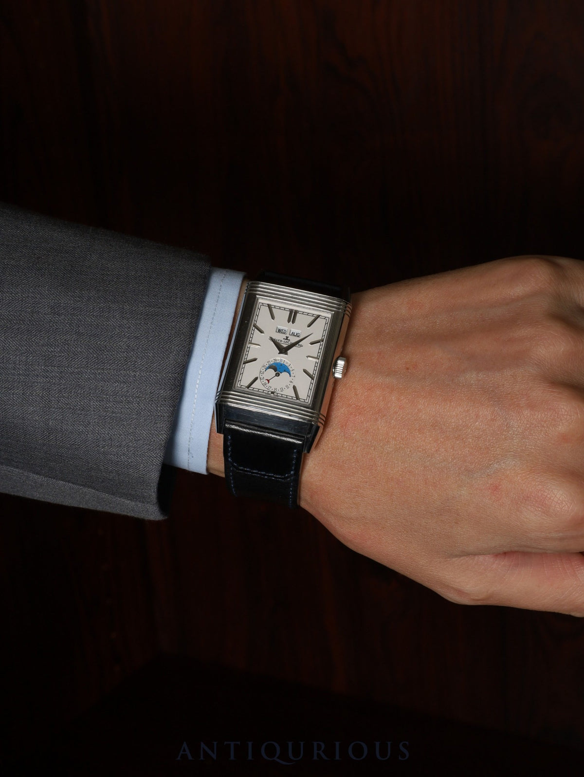 Jaeger-LeCoultre Reverso Tribute Duo Calendar Q3918420 / 216.8.D3, manual wind, SS, leather strap, original buckle (SS), white/navy dial (SWISS MADE), box, booklet, international limited warranty (2022)