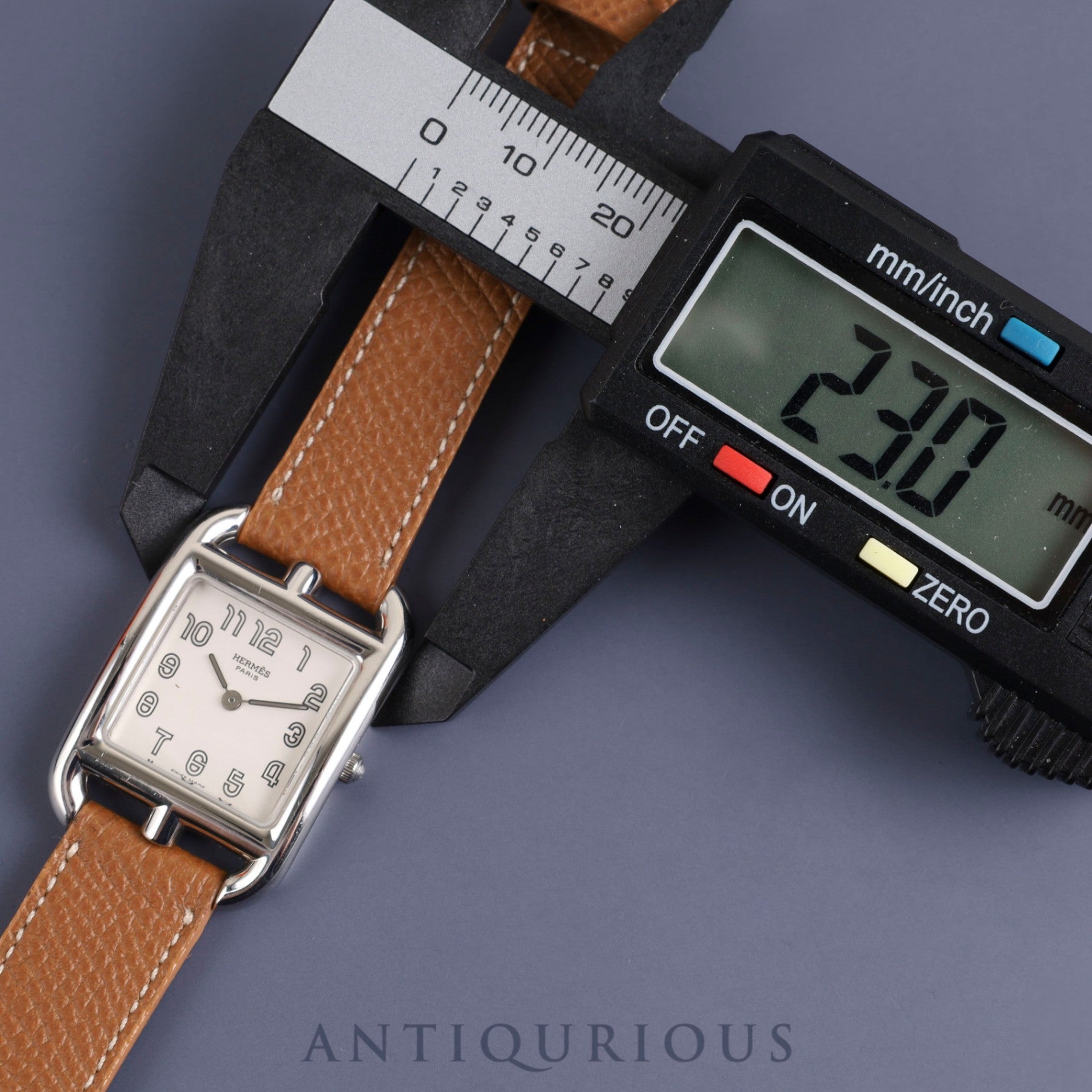 Hermes Cape Cod CC1.210 Quartz Cal.976.001 SS Leather Genuine Buckle (SS) White Dial 23 x 33mm Box (watch base missing) Warranty (no date written) Genuine leather strap Overhauled