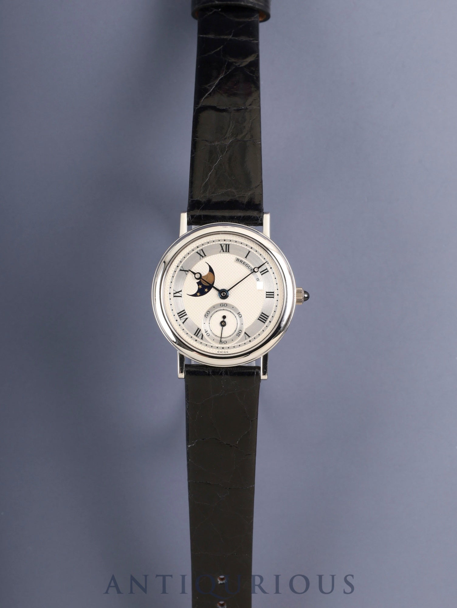 Breguet Crackle Moonphase 3280BB, manual winding, Cal. 818/4, 750WG, leather strap, original pin buckle (750WG), silver Roman numeral dial, box, recently overhauled.