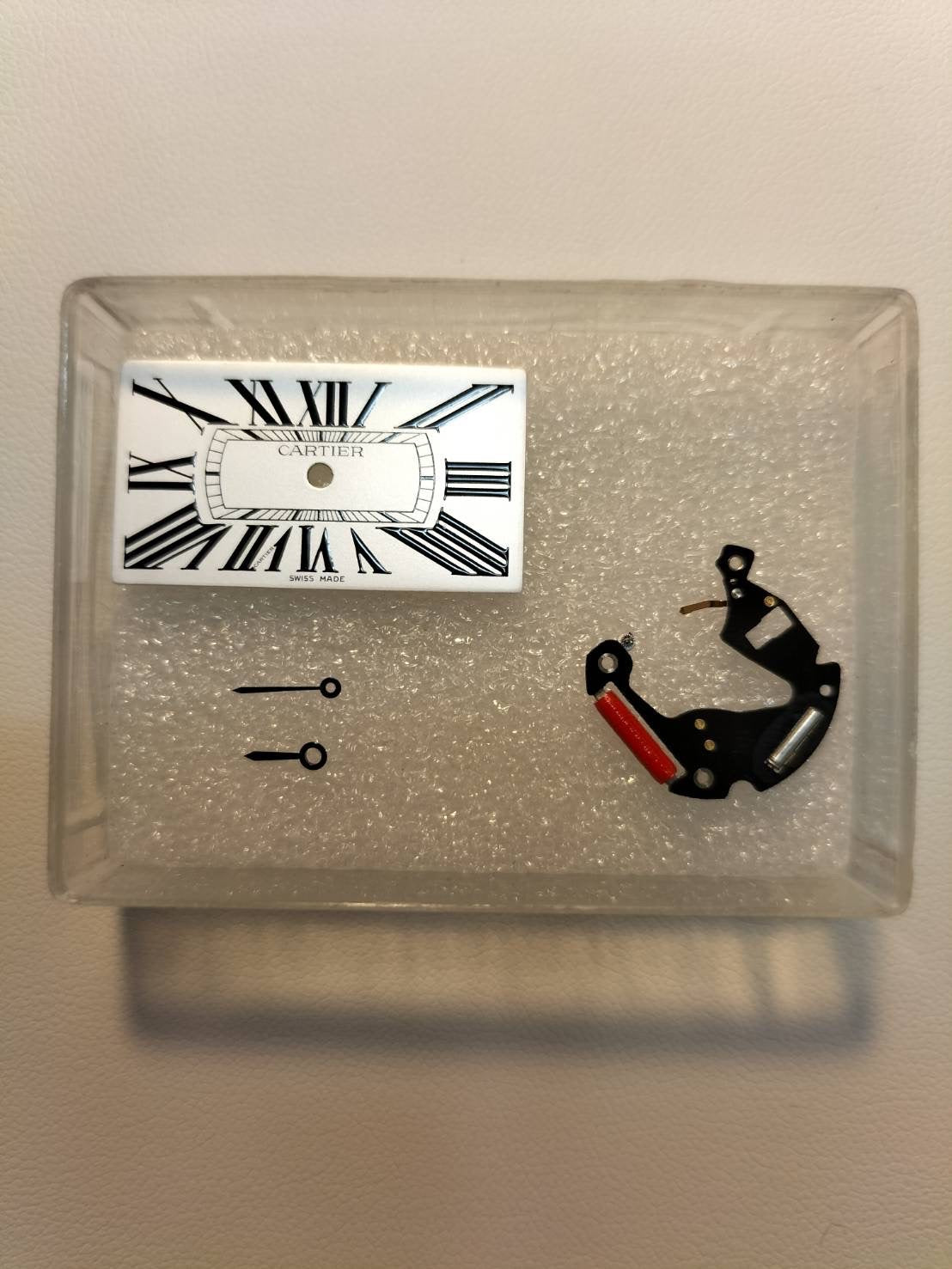カルティエ タンク ディヴァン LM W6300655 / 2600 クォーツ Cal.690 SS 純正革ベルト 純正ピンバックル（SS） シルバーローマン文字盤 オーバーホール済み