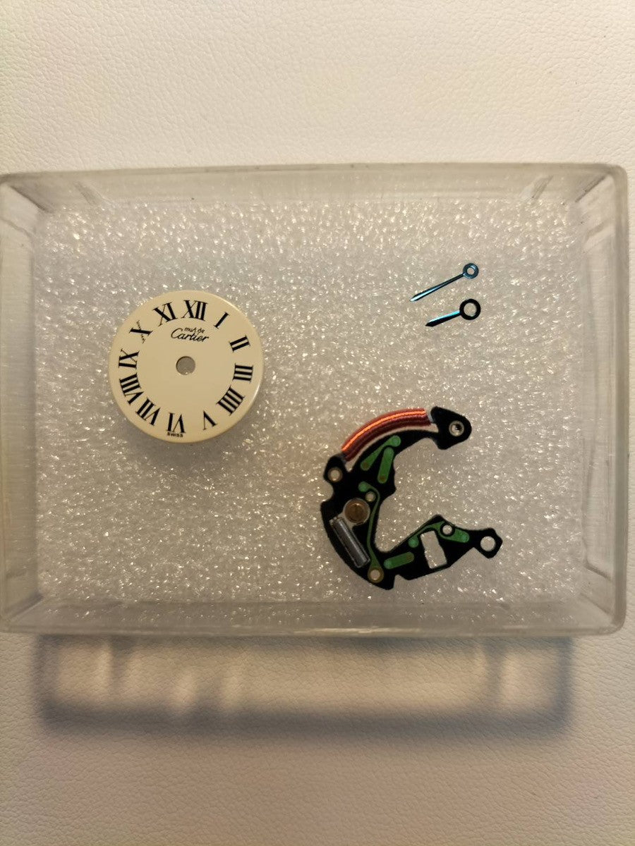 カルティエ マストコリゼ W1000653 / 590002 クォーツ Cal.90.06 SV925 革 純正ピンバックル（GP）アイボリーローマン文字盤 箱 冊子 保証書（無記載）オーバーホール済み