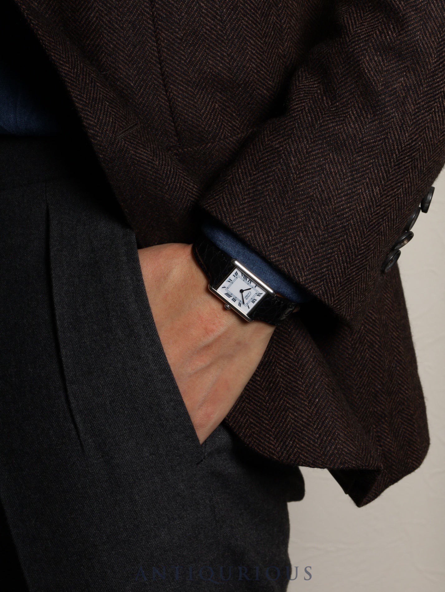 カルティエ マストタンク LM 690005 クォーツ SV925 革 純正尾錠（SS）ホワイトローマン文字盤（SWISS MADE表記） 箱 冊子 カルティエブティックにてコンプリートサービス済み