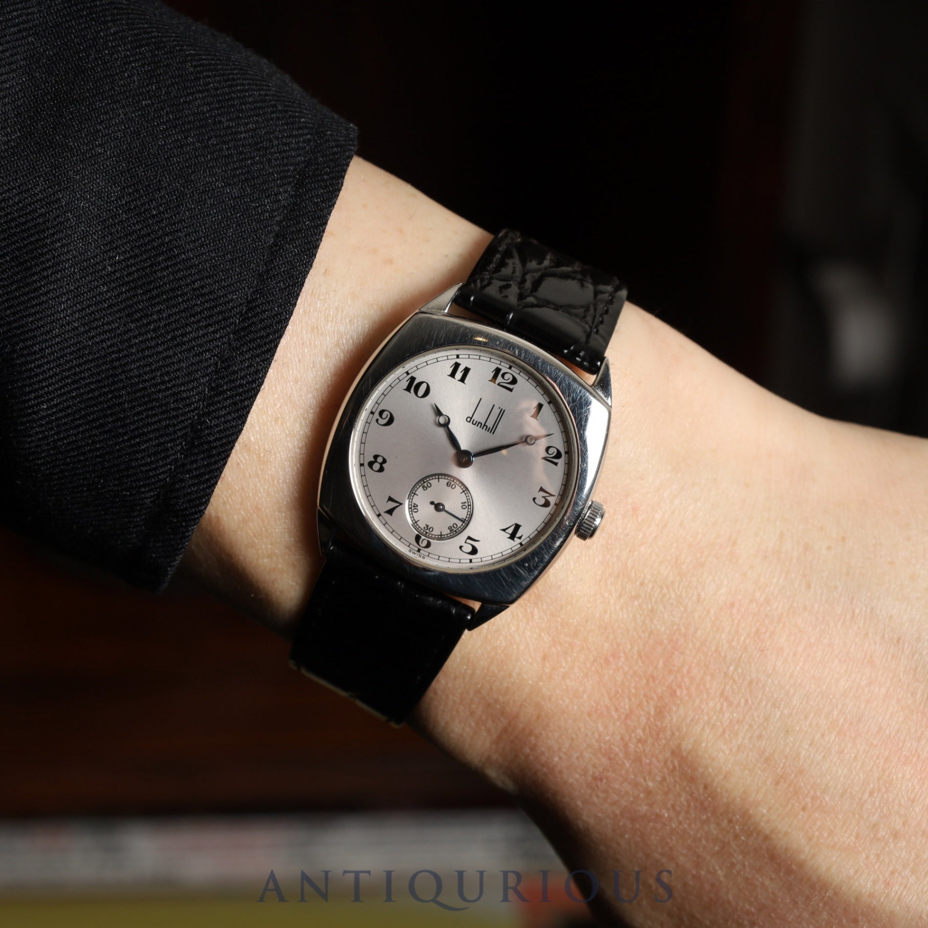 ダンヒル センテナリー クッションケース 115 手巻き Cal.7001  革 純正尾錠（SS）シルバーアラビア文字盤  箱 保証書（1996年）オーバーホール済み