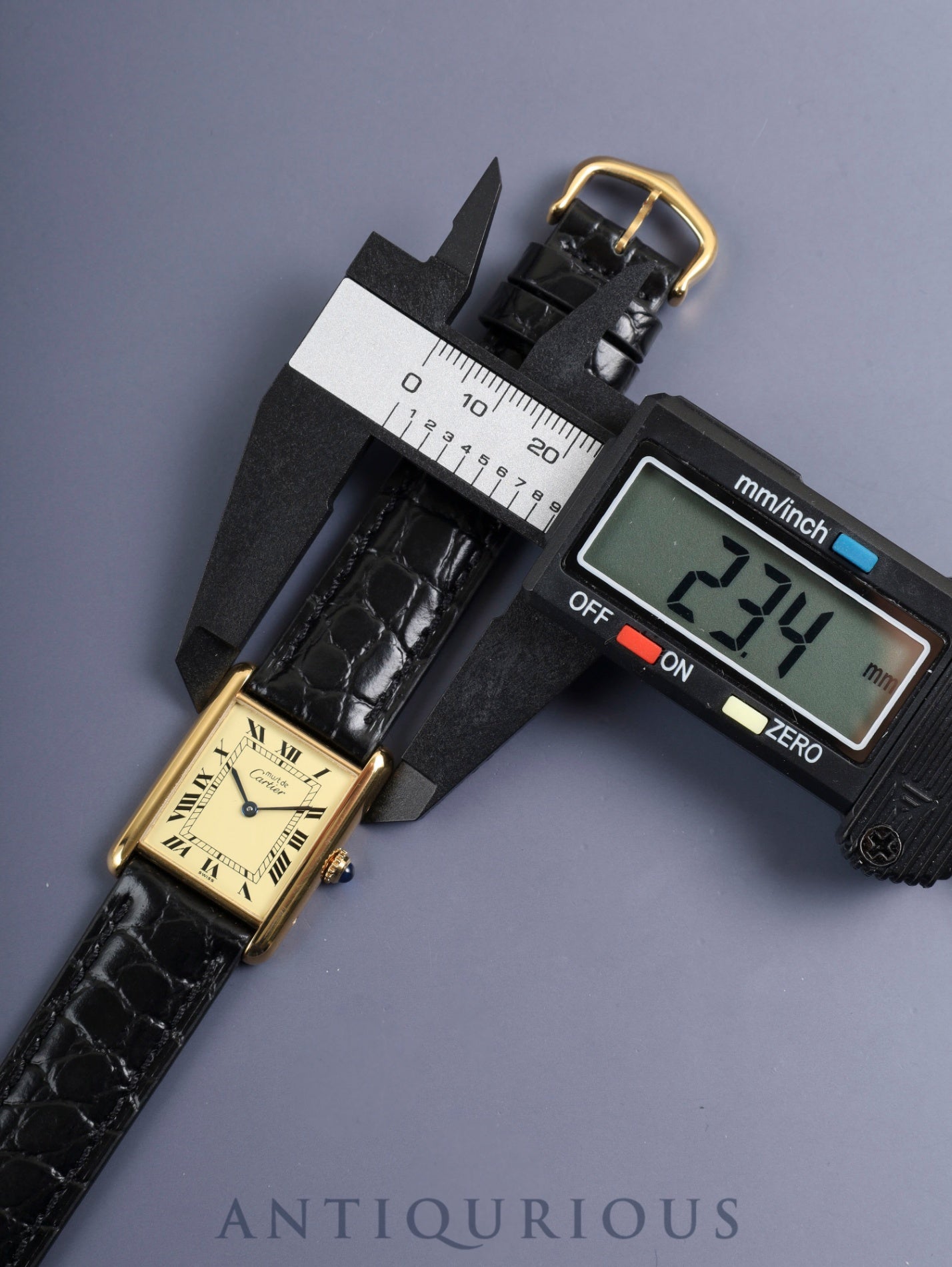 カルティエ マストタンク LM 590005 クォーツ Cal.690 SV925 革 純正ピンバックル（GP）アイボリーローマン文字盤（SWISS表記）箱 冊子