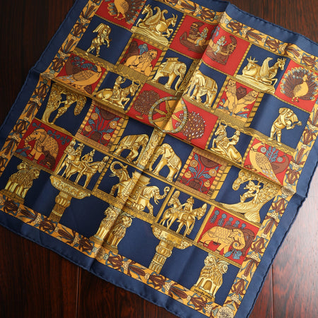 エルメス スカーフ カレ45 TORANA 塔門 SILK100％