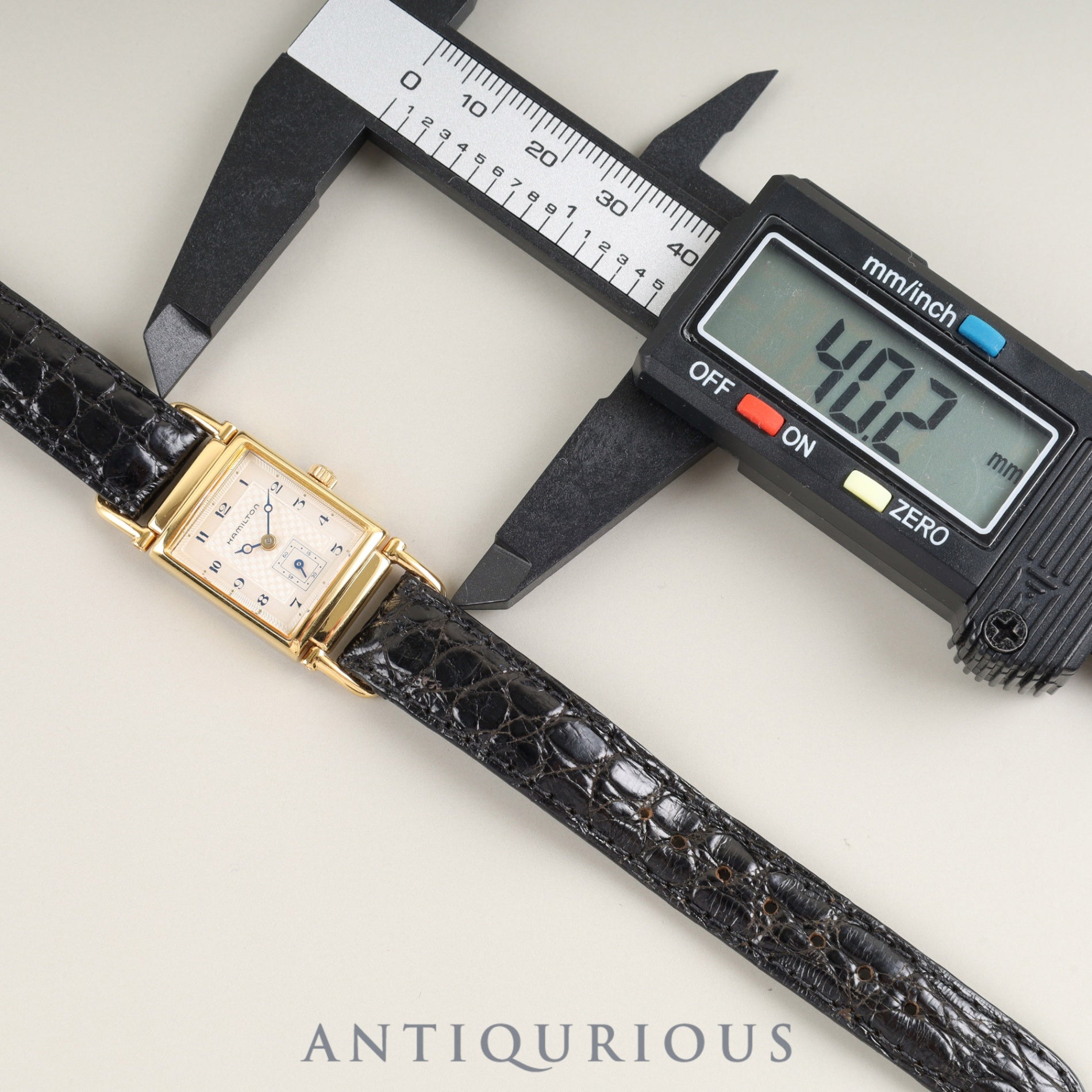 Hamilton Wilshire 6270 Quartz Caliber 980.153 Stainless Steel Watch with Genuine Leather Strap, Aftermarket Buckle (GP), Champagne Gold Dial, Overhauled