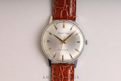 Seiko Crown J15003E
