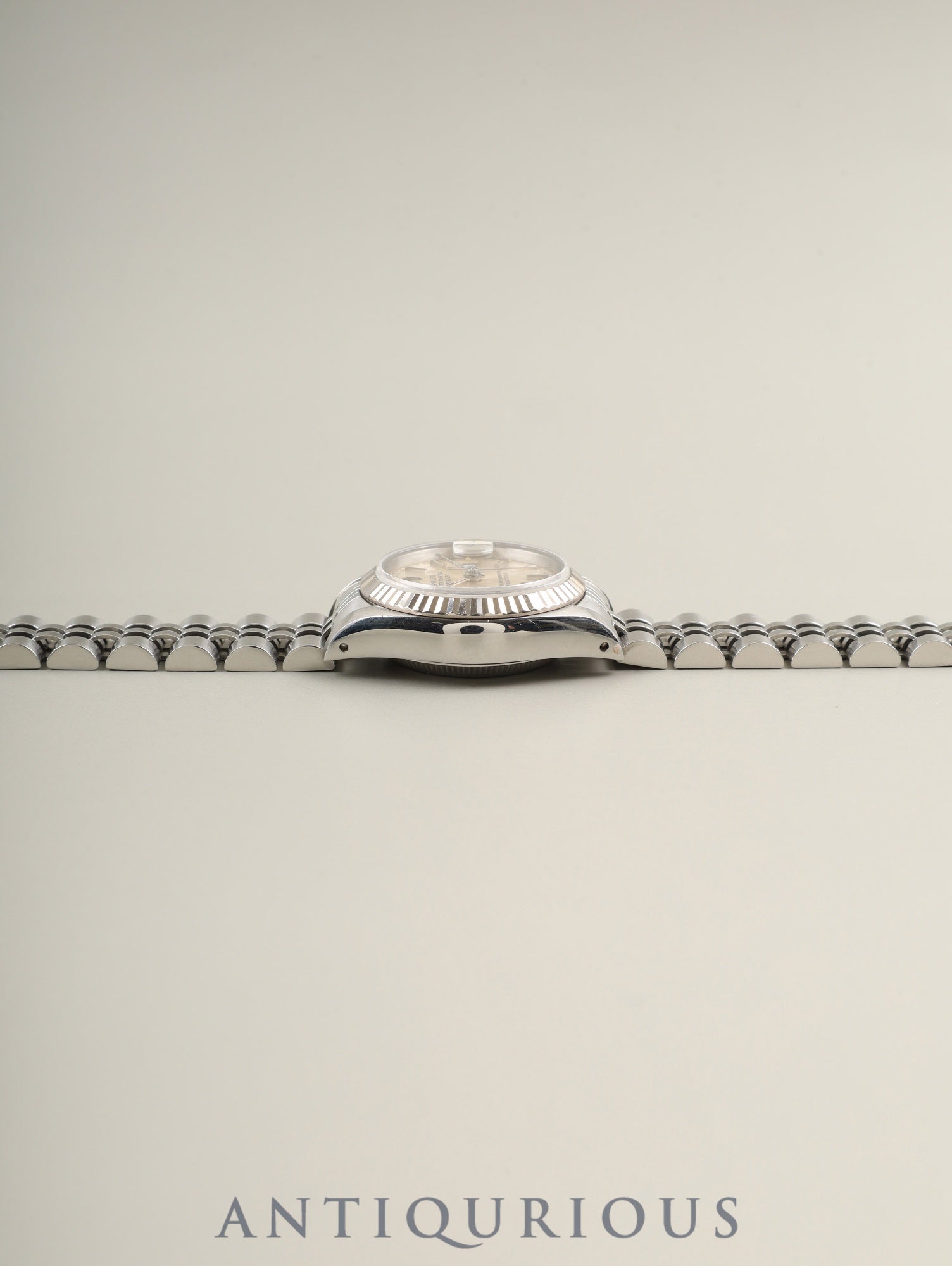 ロレックス デイトジャスト レディ 69174 自動巻き Cal.2135 SS/WG SS シルバー文字盤 箱 冊子 保証書（1989年）オーバーホール済み