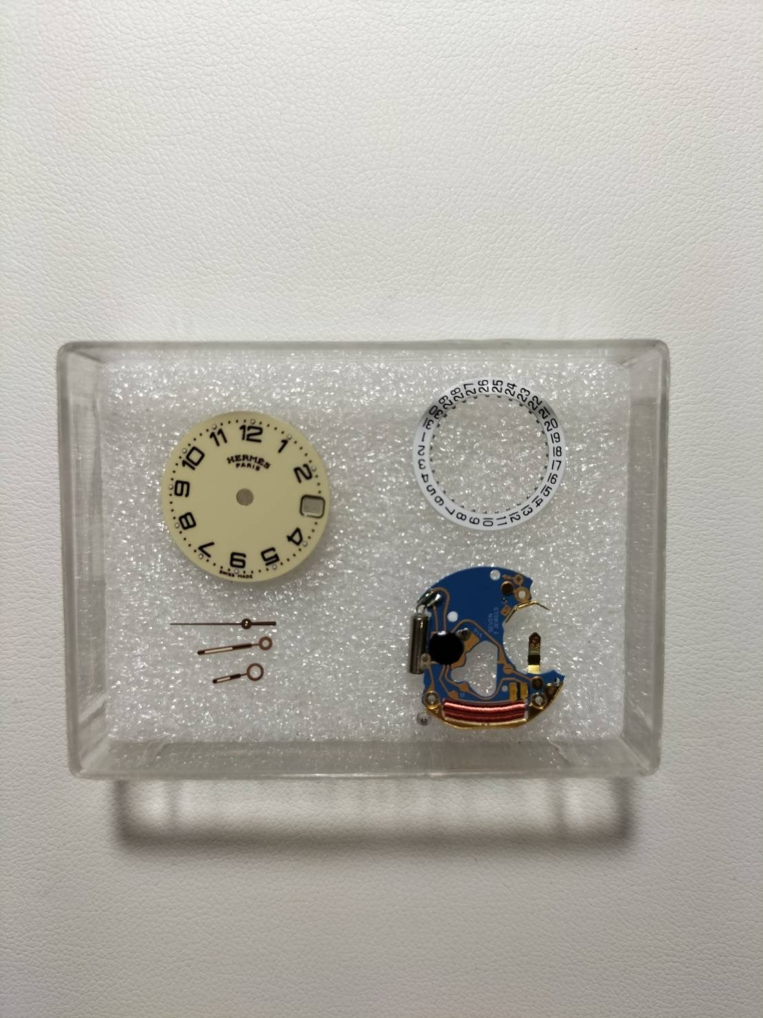 エルメス クリッパー CL4.220 クォーツ SS/GP SS/GP アイボリー文字盤（SWISS MADE表記） 箱 冊子 保証書（無記載）オーバーホール済み