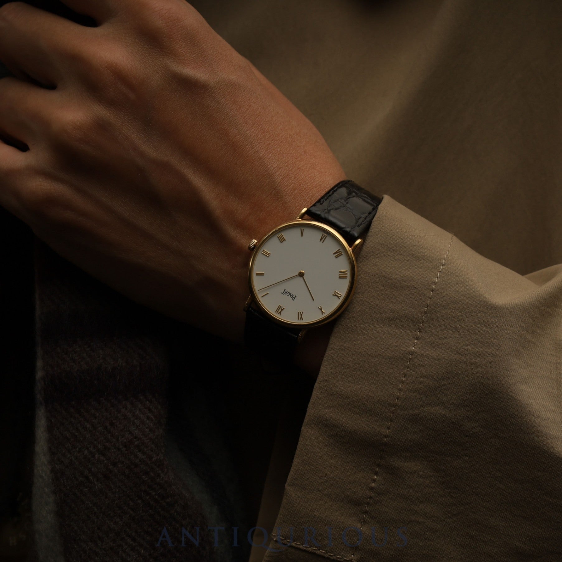 ピアジェ ラウンド 9035N 手巻き Cal.9P2 750 革 純正尾錠（GP） ホワイト文字盤 32mm 保証書 オーバーホール済み