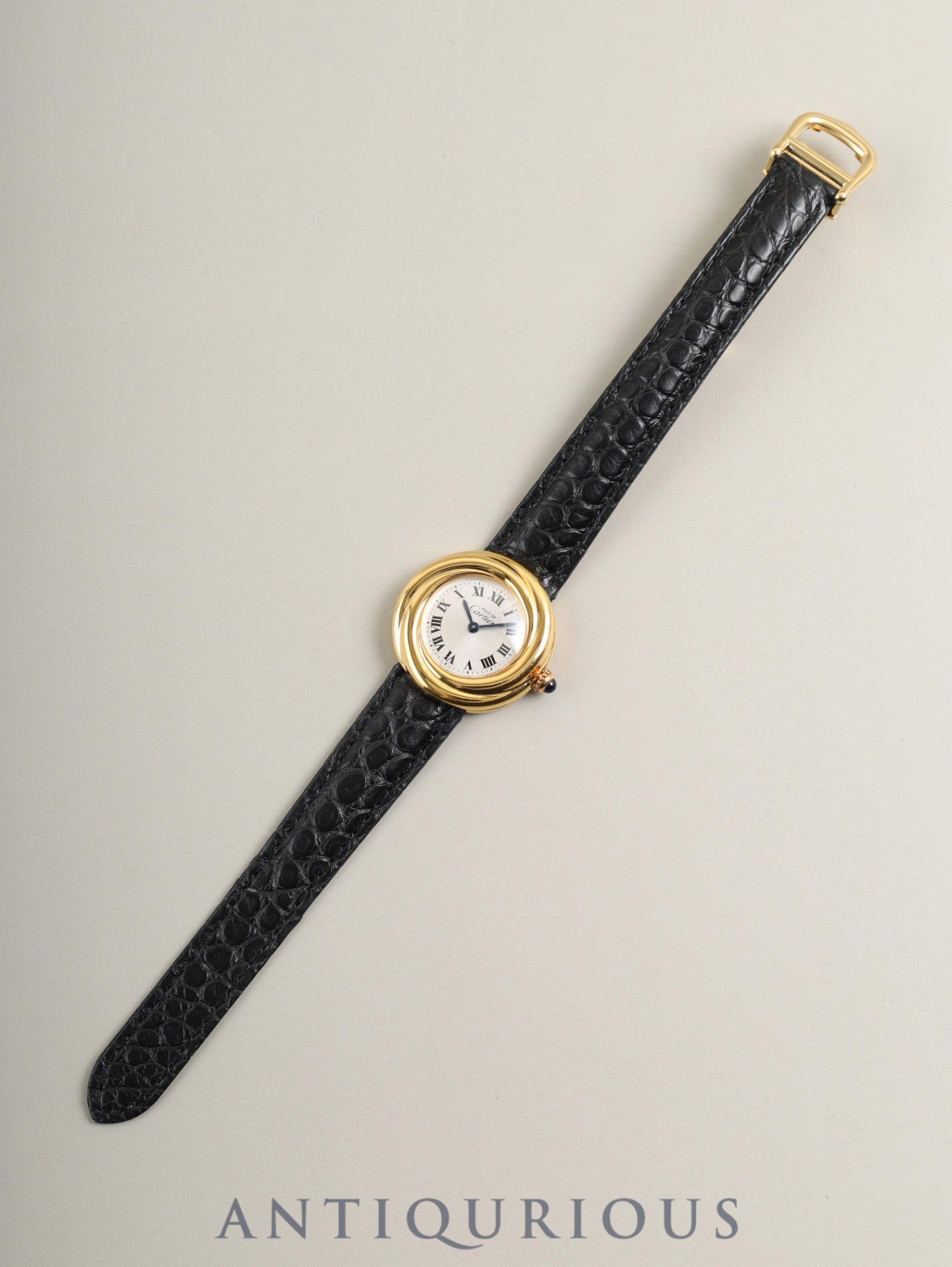 Cartier Must Trinity W1010644 / 2735 Quartz SV925 Leather with original buckle (GP), silver Roman dial, box, warranty (1999), booklets, tag, and original leather strap. Complete service performed at Cartier boutique.