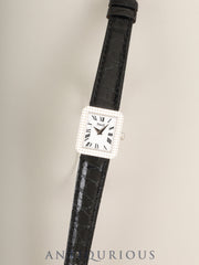 Piaget Square 85152, Quartz, Cal.-, 750WG, leather strap, original pin buckle (750WG), white Roman numeral dial (SWISS mark), overhauled.